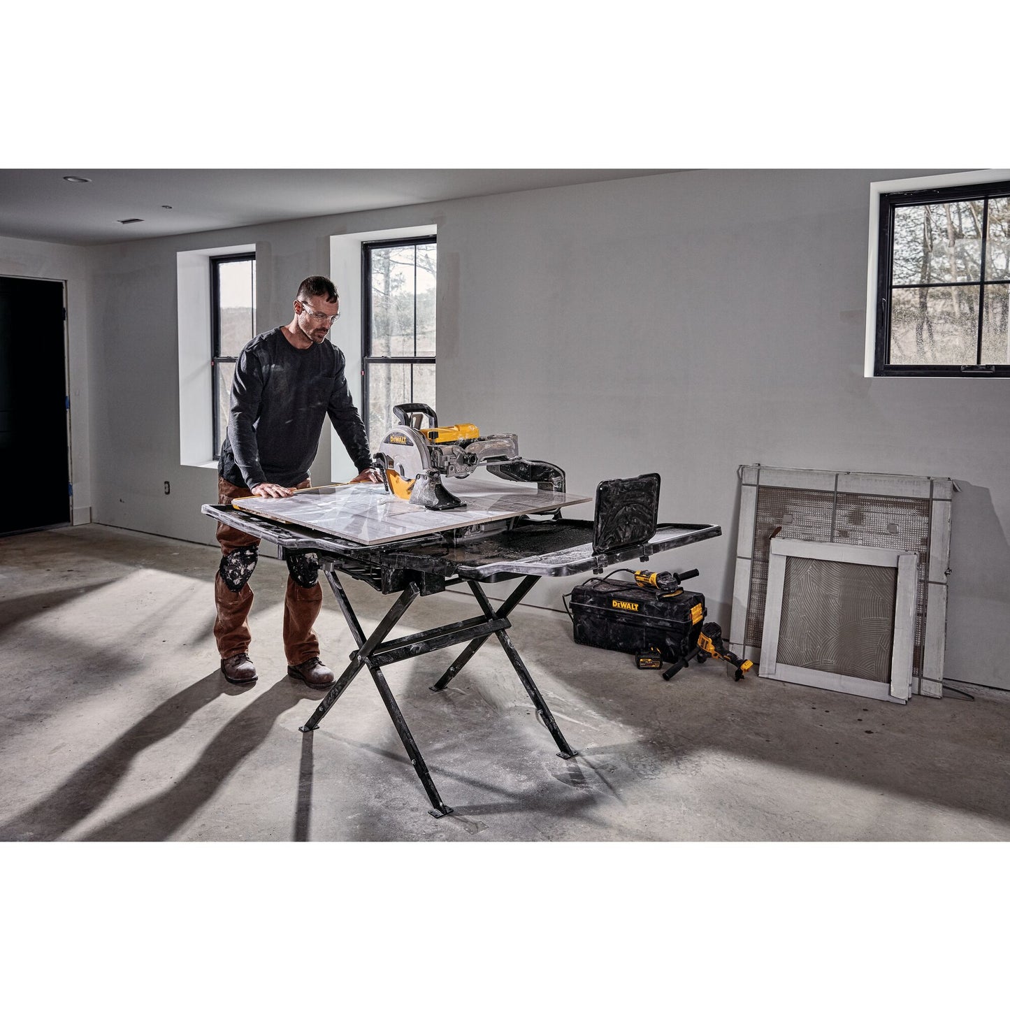 DEWALT D36000-QS 1600 W Fliesensäge