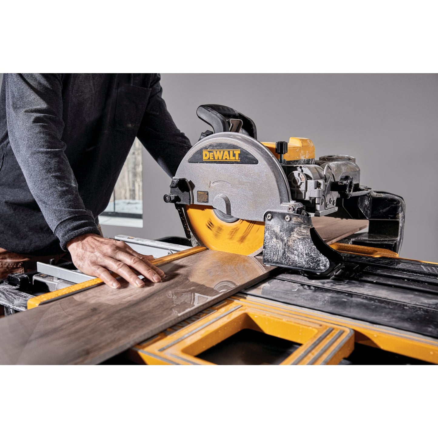 DEWALT D36000-QS 1600 W Fliesensäge