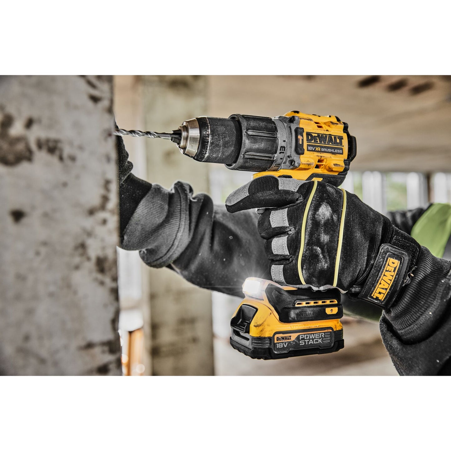 DEWALT DCD805E2T-QW Trapano avvitatore con percussione compatto 2 batterie XR 18V Powerstack brushless.