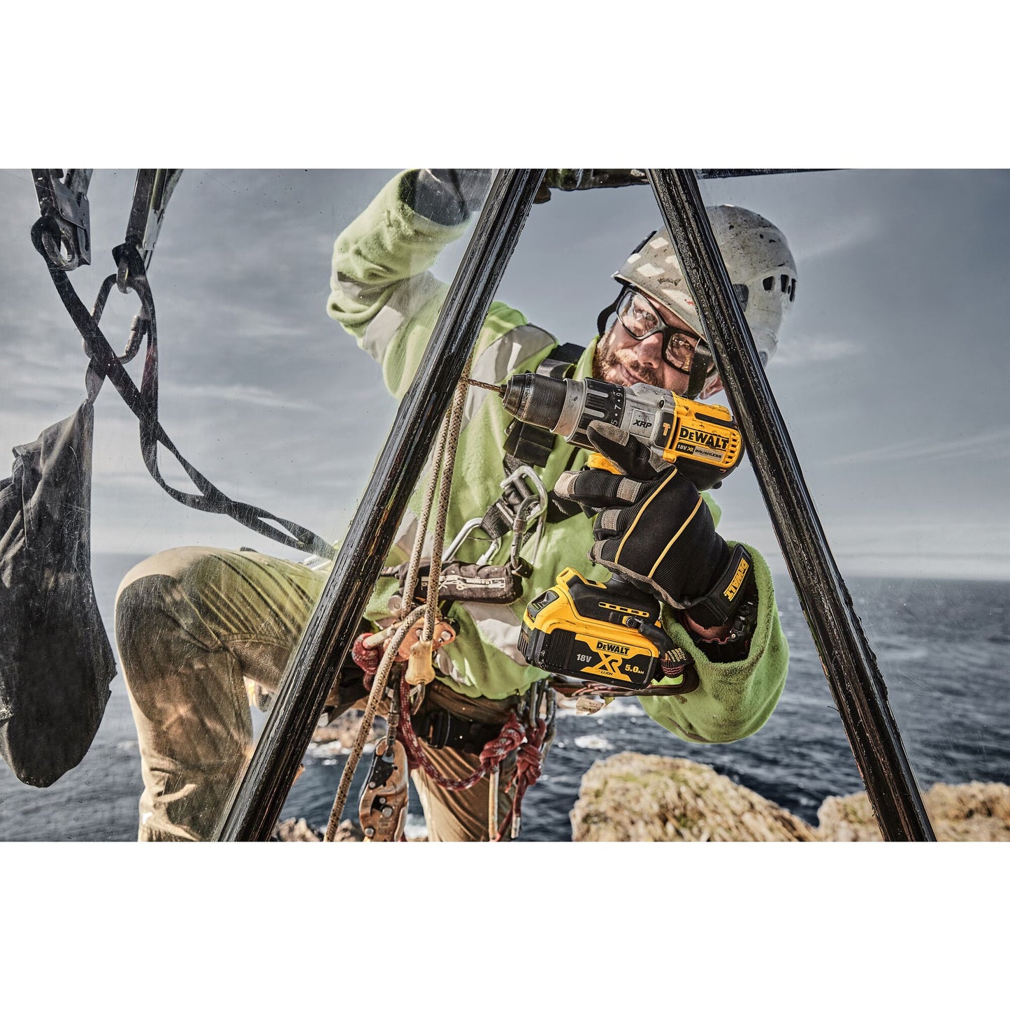 DEWALT DCD996P2-QW Trapano avvitatore XRP con percussione e 2 batterie 18v 5.0Ah, motore brushless