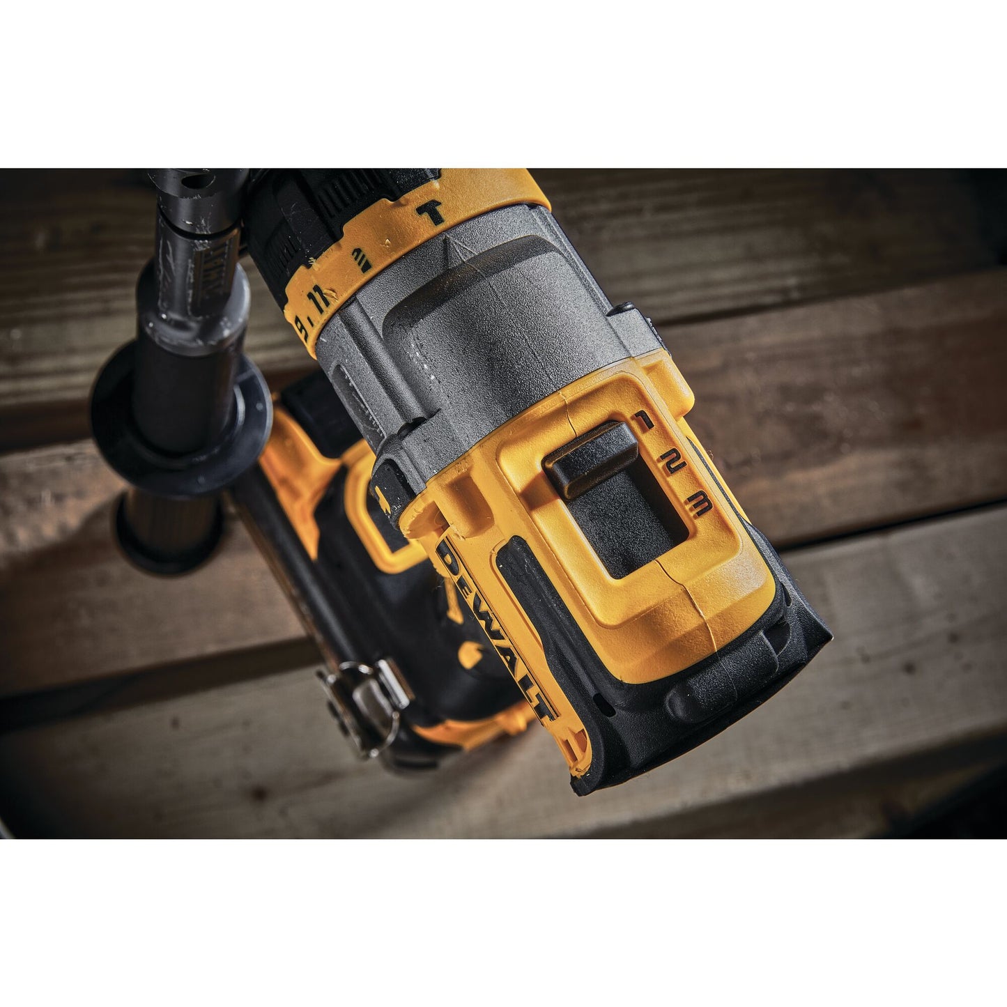 DEWALT DCD999H2T-QW 18V Akku-Schlagbohrschrauber mit 2 Powerstack-Akkus 18V 5,0Ah