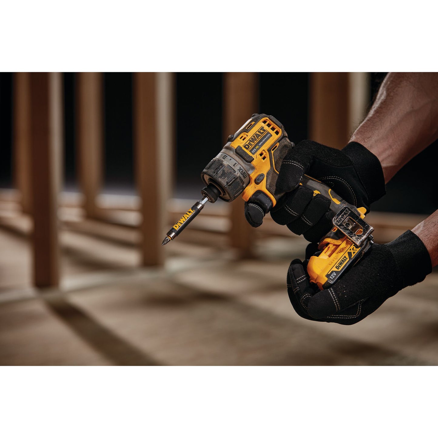 DEWALT DCF601D2-QW Trapano avvitatore Brushless compatto 12V 2.0Ah attacco 1/4"