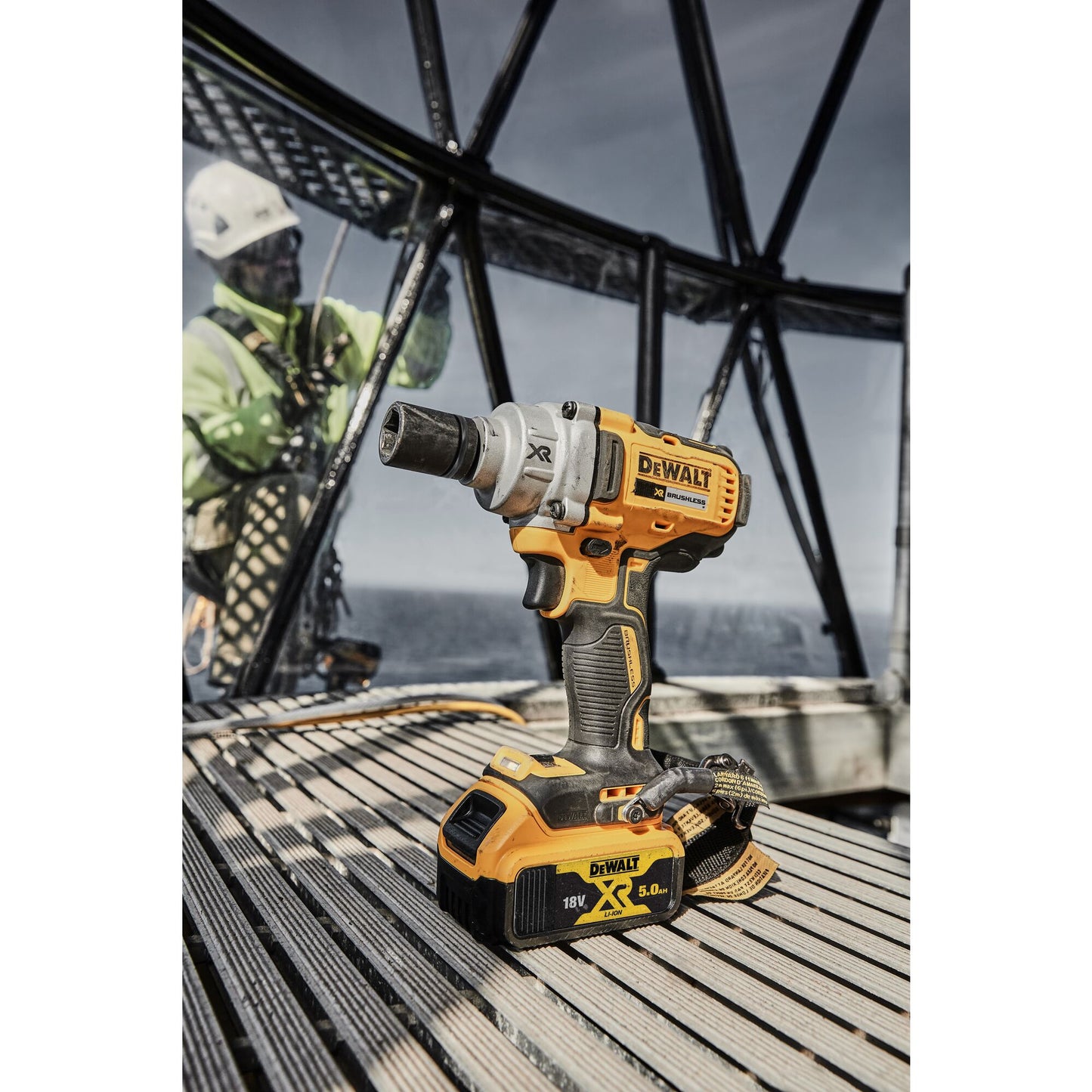 DEWALT DCF894P2-QW Llave de Impacto sin escobillas XR 18V 1/2" con 2 baterías Li-Ion 5,0Ah