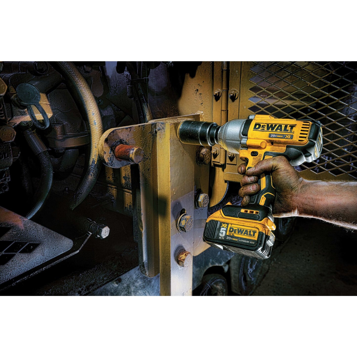 DEWALT DCF899P2-QW Avvitatori ad impulsi alta potenza attacco 1/2” 18v 5.0Ah