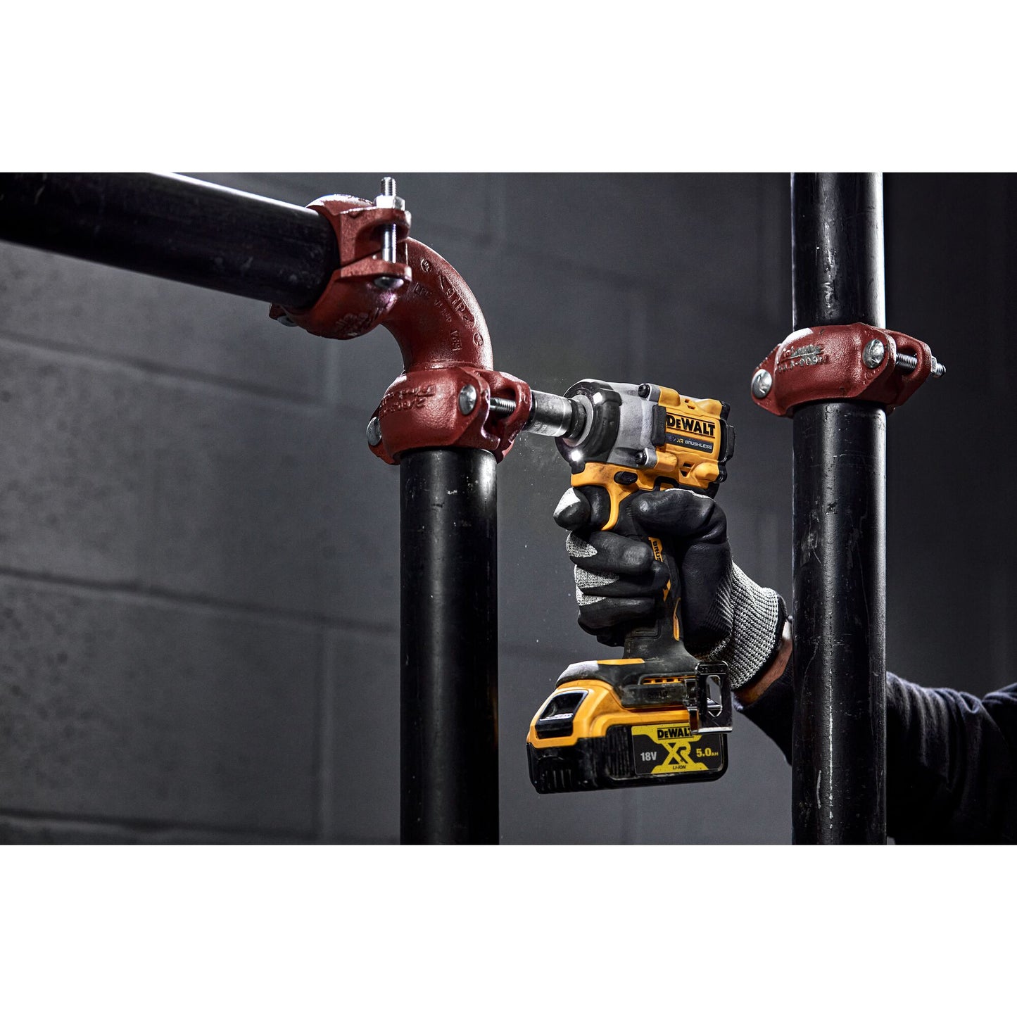 DEWALT DCF922N-XJ Avvitatore impulsi compatto 1/2" detent Pin 18V XR senza batteria ne caricabatteria