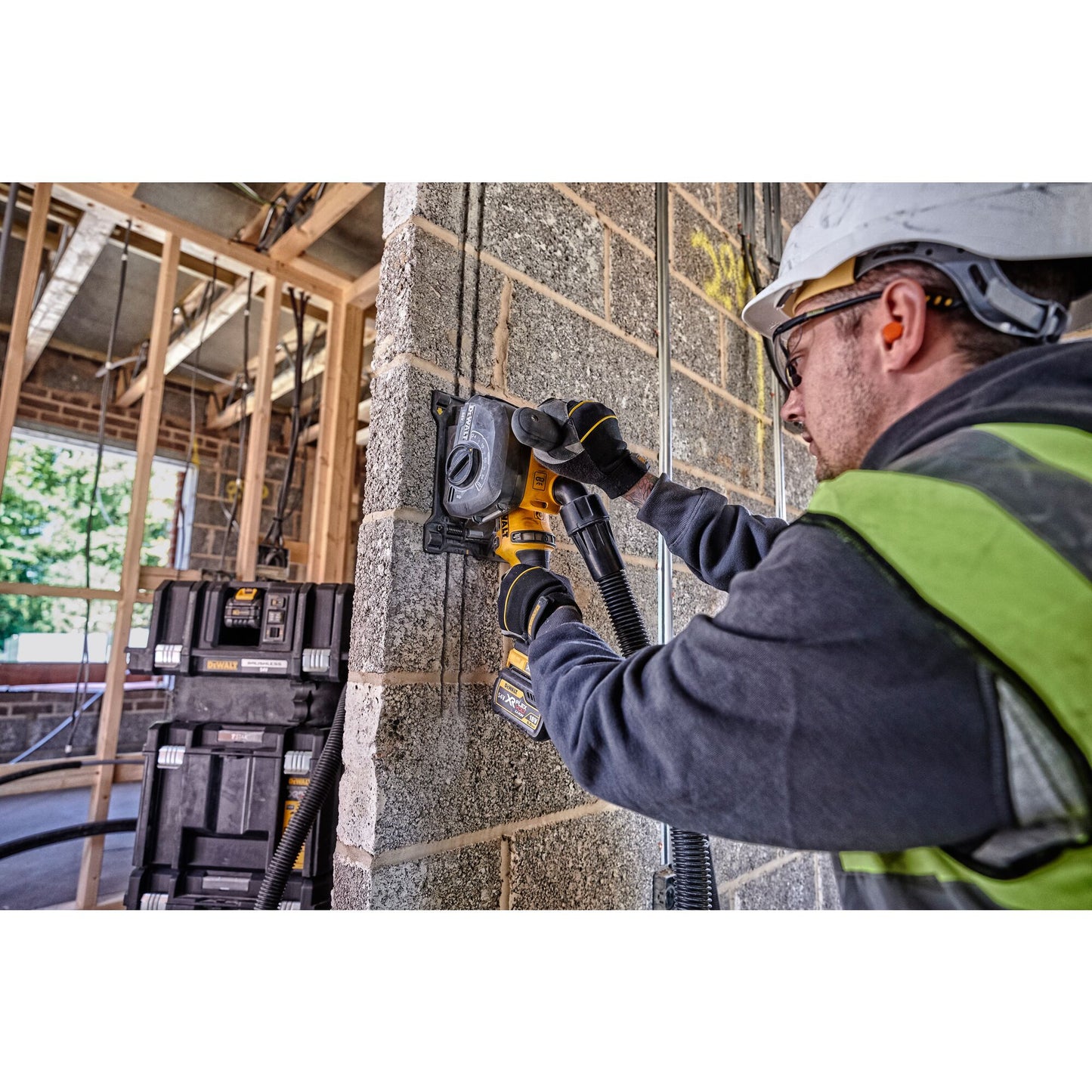 DEWALT DCG200T2-QW Scanalatrice con 2 batterie XR Flexvolt 54V 6.0Ah
