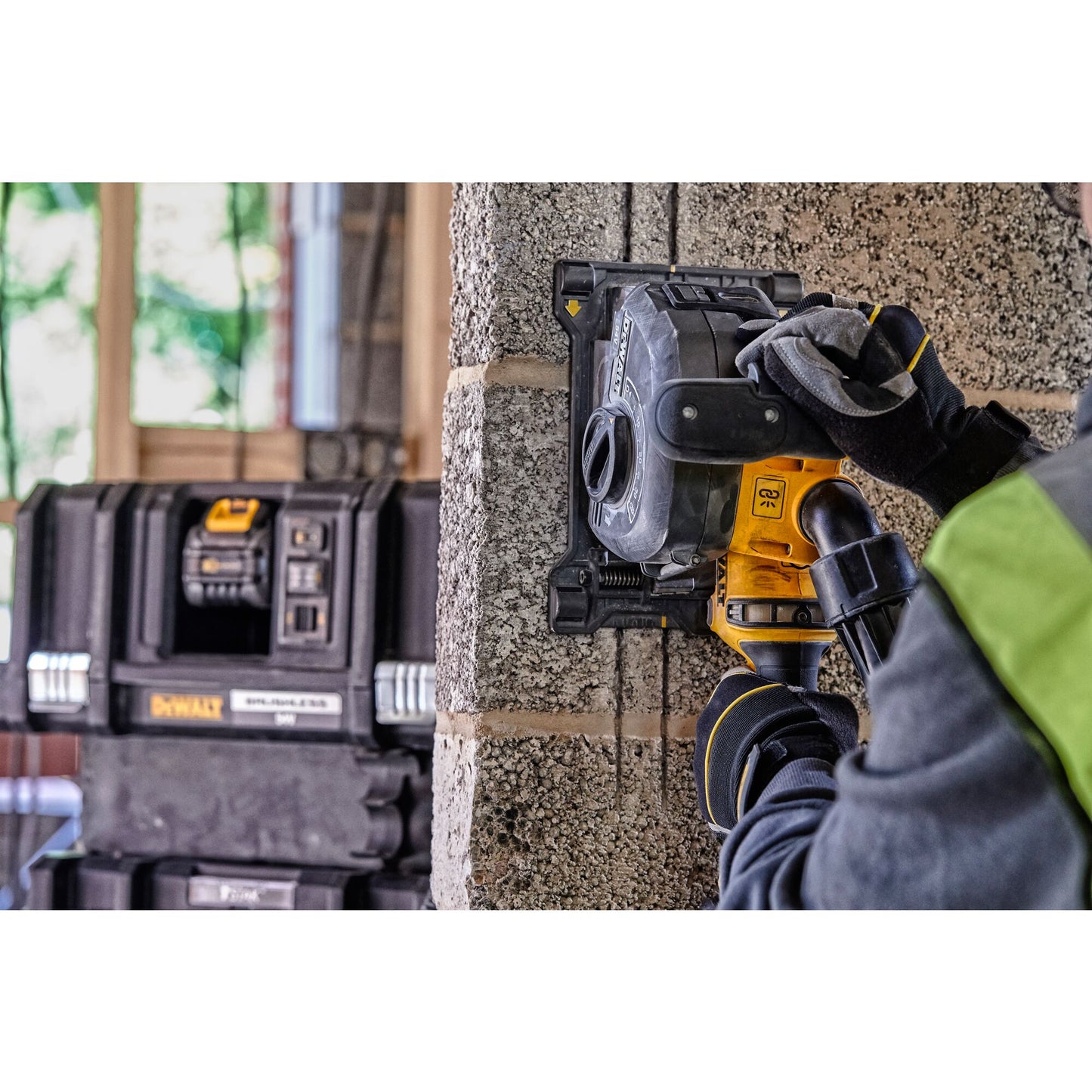 DEWALT DCG200T2-QW Scanalatrice con 2 batterie XR Flexvolt 54V 6.0Ah