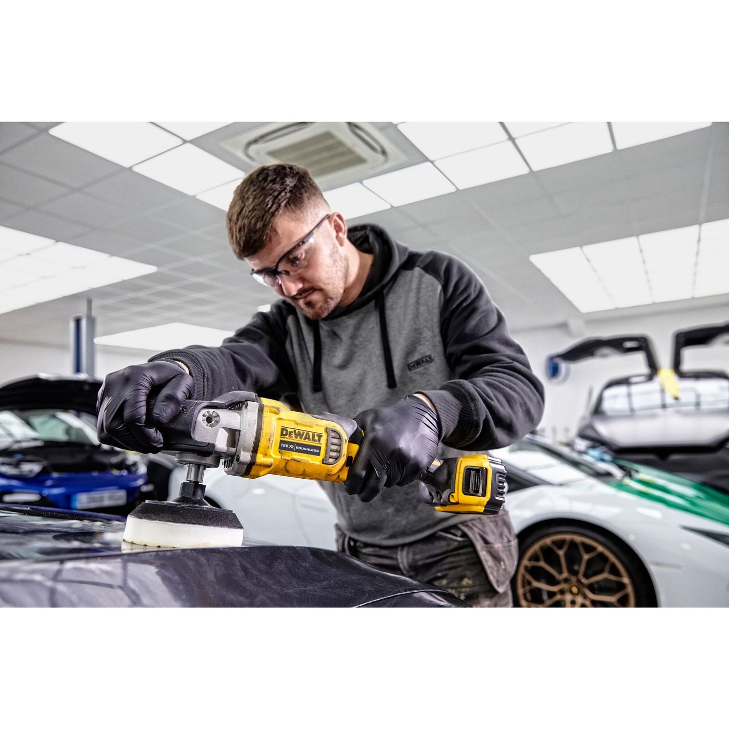 DEWALT DCM849P2-QW Lucidatrice rotativa con 2 batterie XR 18V 5.0Ah