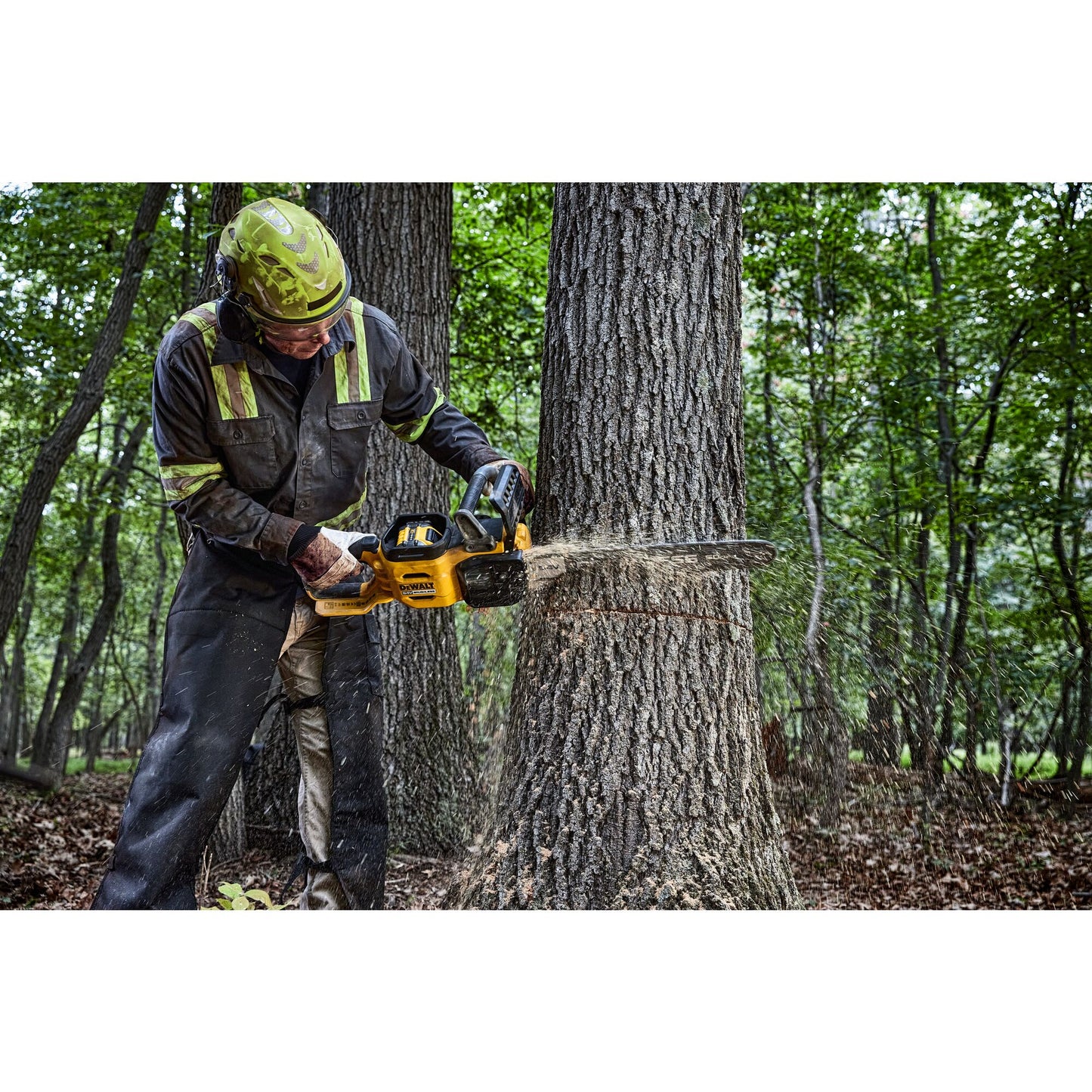 DEWALT DCMCS575X1-QW 18/54V XR 50CM High Powered Chainsaw with 1 x 9Ah Flexvolt Lithium Ion Battery