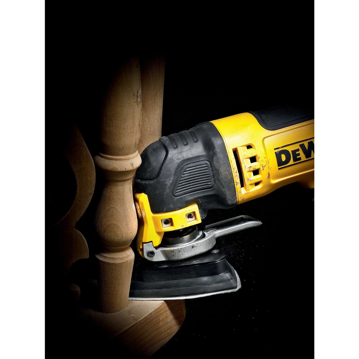 DEWALT DCS355N-XJ Utensile multifunzione Brushless ad oscillazione 18V XR senza batteria ne caricabatteria