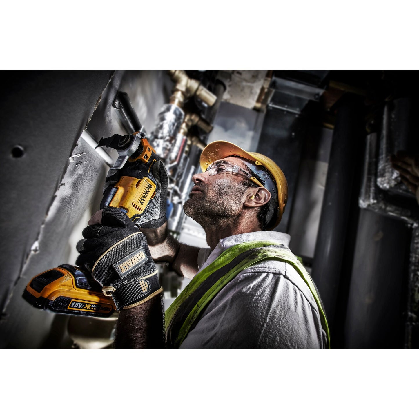 DEWALT DCS356NT-XJ Utensile multifunzione ad oscillazione 18v, motore brushless, (in valigetta senza batterie e caricbatteria)