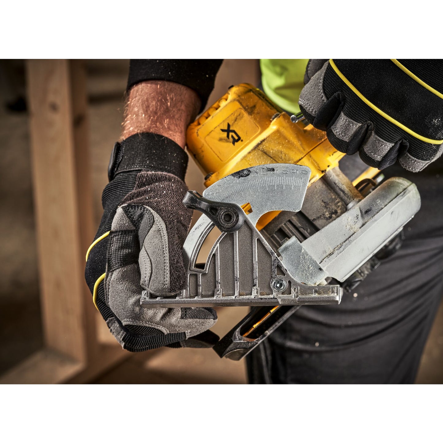 DEWALT DCS565NT-XJ 18V XR 165mm Circular Saw - Bare Unit
