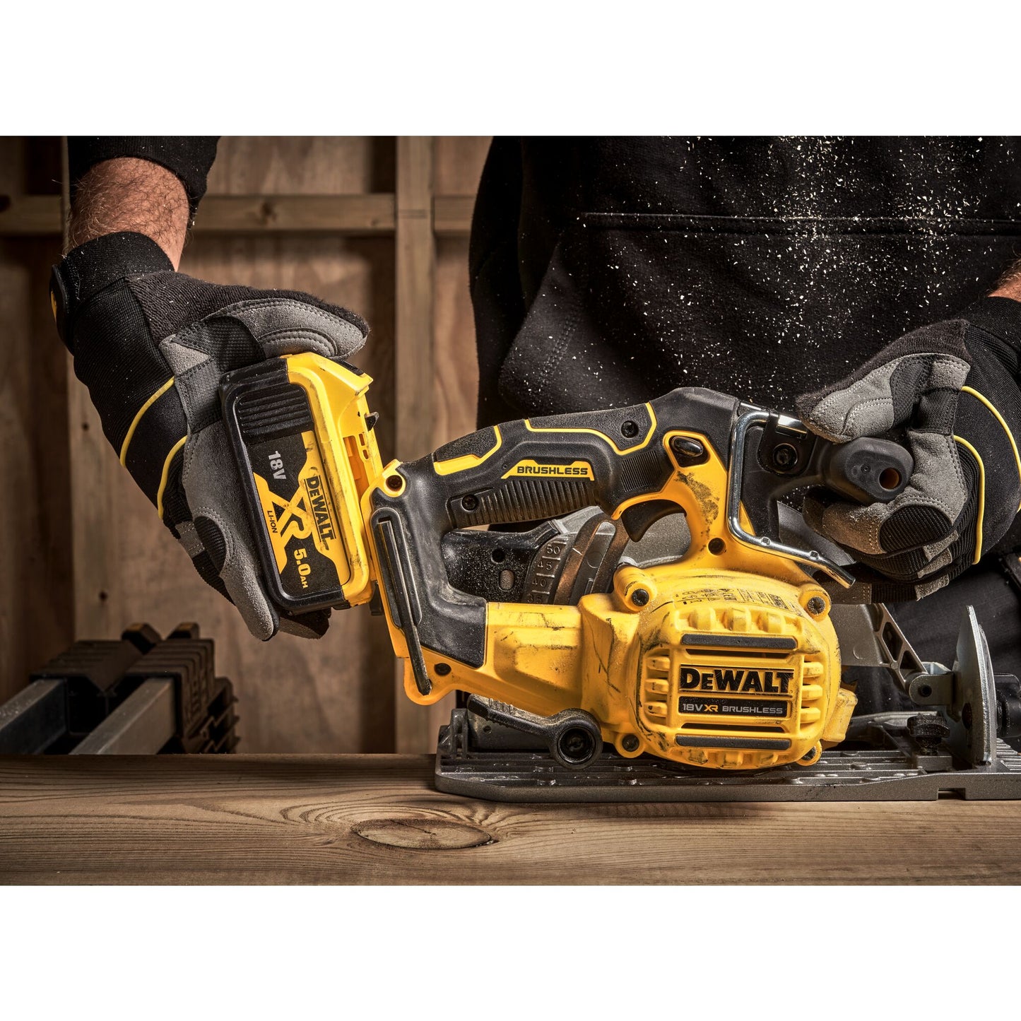 DEWALT DCS565NT-XJ 18V XR 165mm Circular Saw - Bare Unit