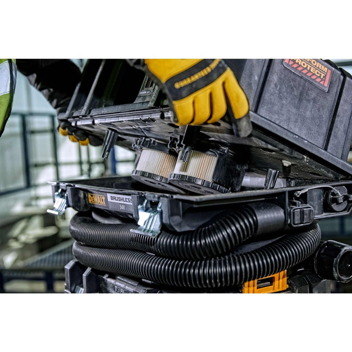 DEWALT DCV586MN-XJ Aspiratore solidi/liquidi XR Flexvolt 54V, senza batterie e caricabatteria