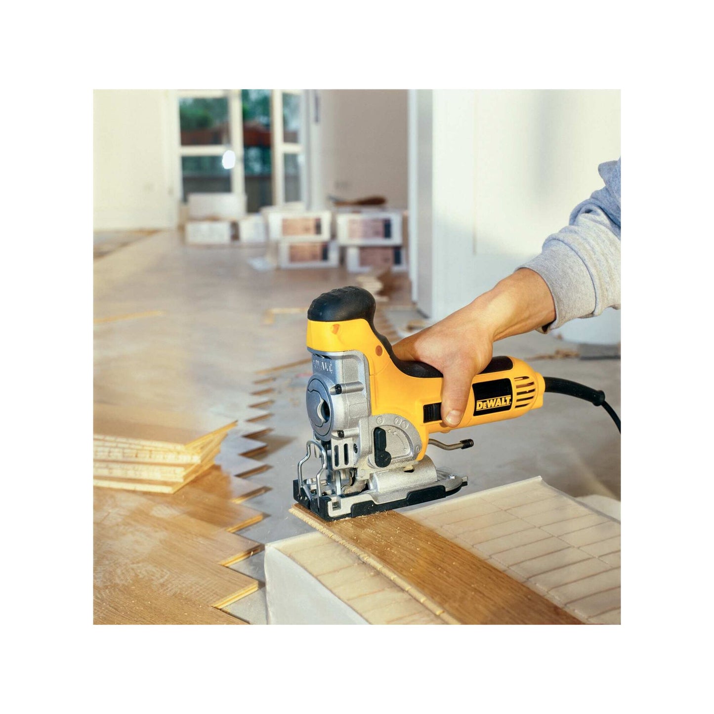 DEWALT DW333KT-QS Seghetto alternativo impugnatura corpo 701W