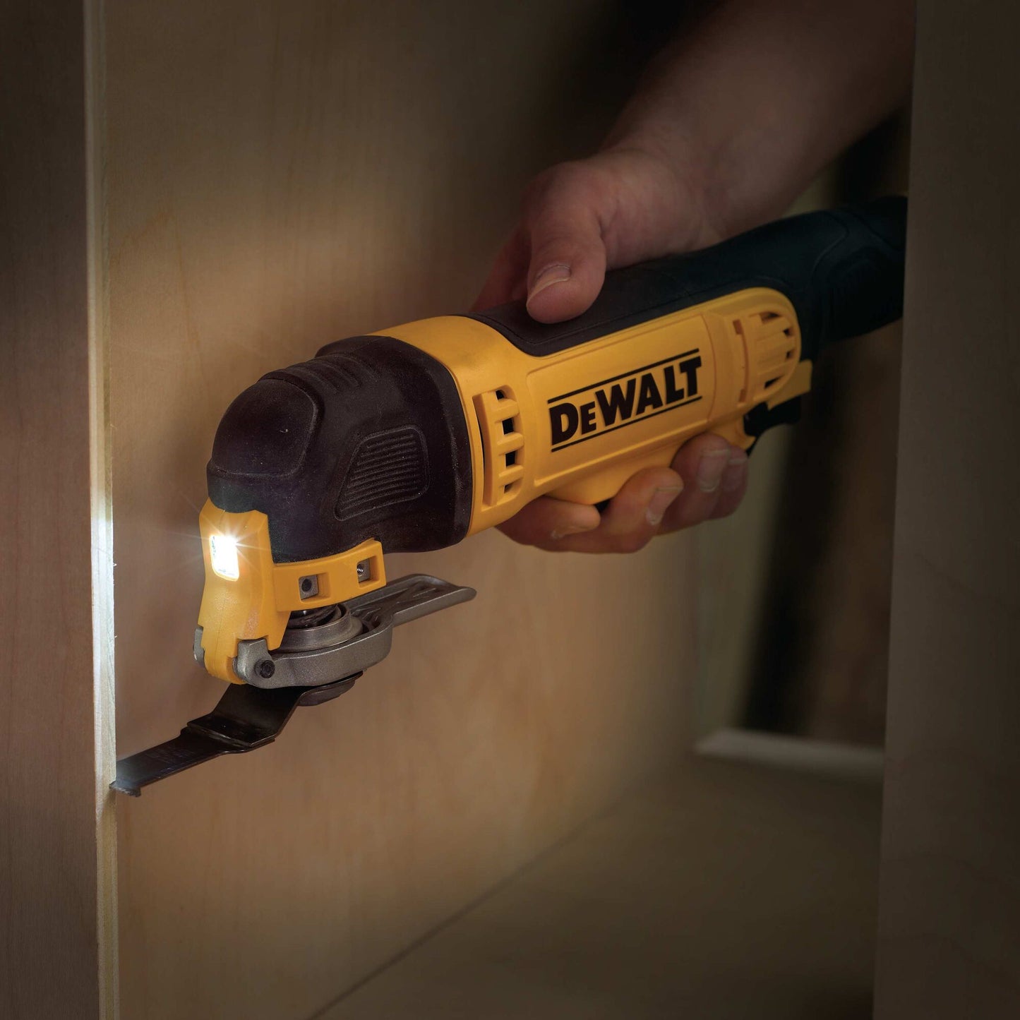 DEWALT DWE315KT-QS 300W Oscillating Multi tool