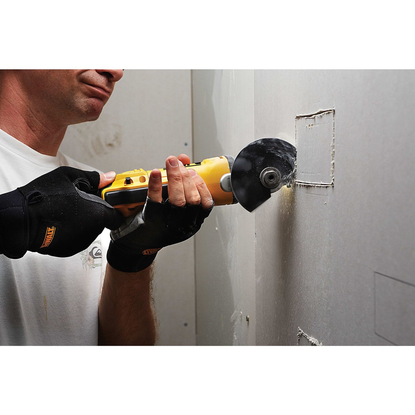 DEWALT DWE315KT-QS 300W Oscillating Multi tool