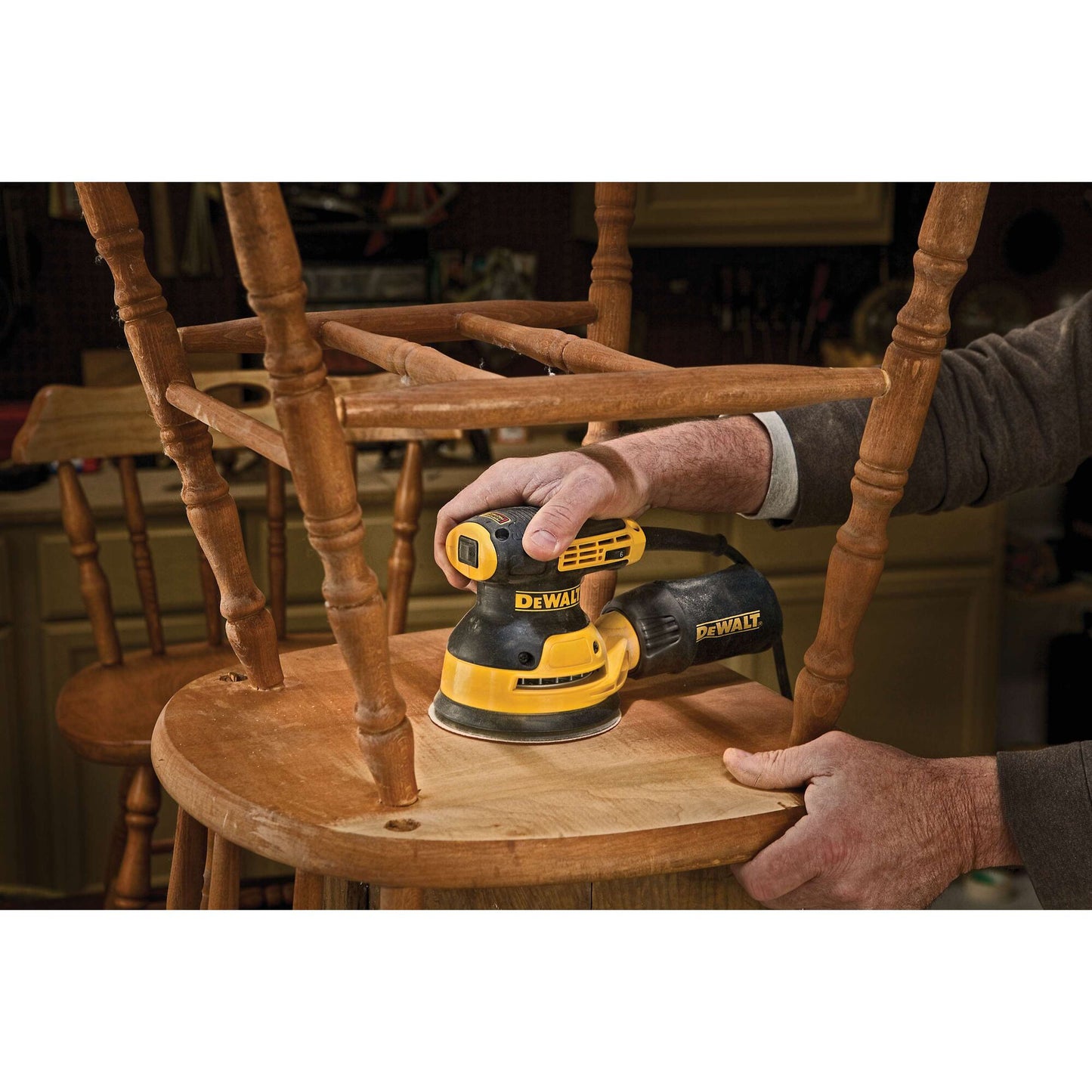 DEWALT DWE6423-QS Levigatrice roto-orbitale 125mm 280W