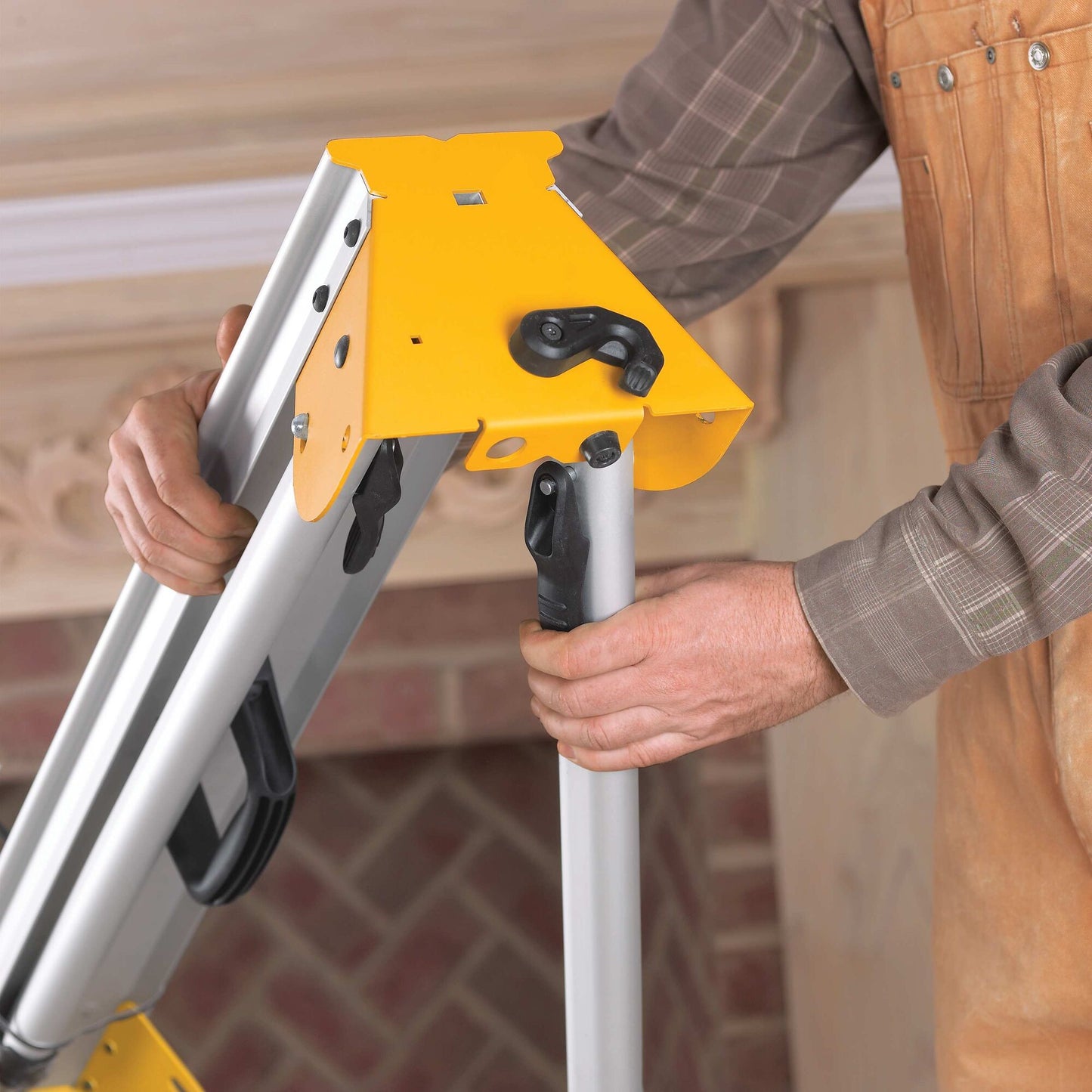 DEWALT DWS780-QS Troncatrice radiale 305mm 1675w + Sistema tracciatura XPS