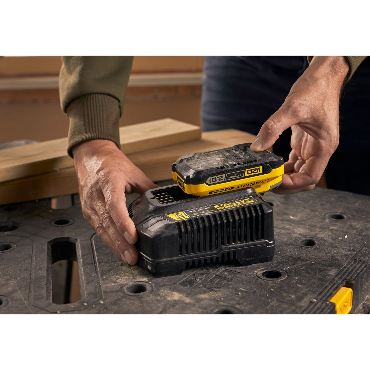 STANLEY FATMAX SFMCB12D2-QW V20 Starter Kit with 2 x 2.0Ah Lithium Ion Batteries + Charger