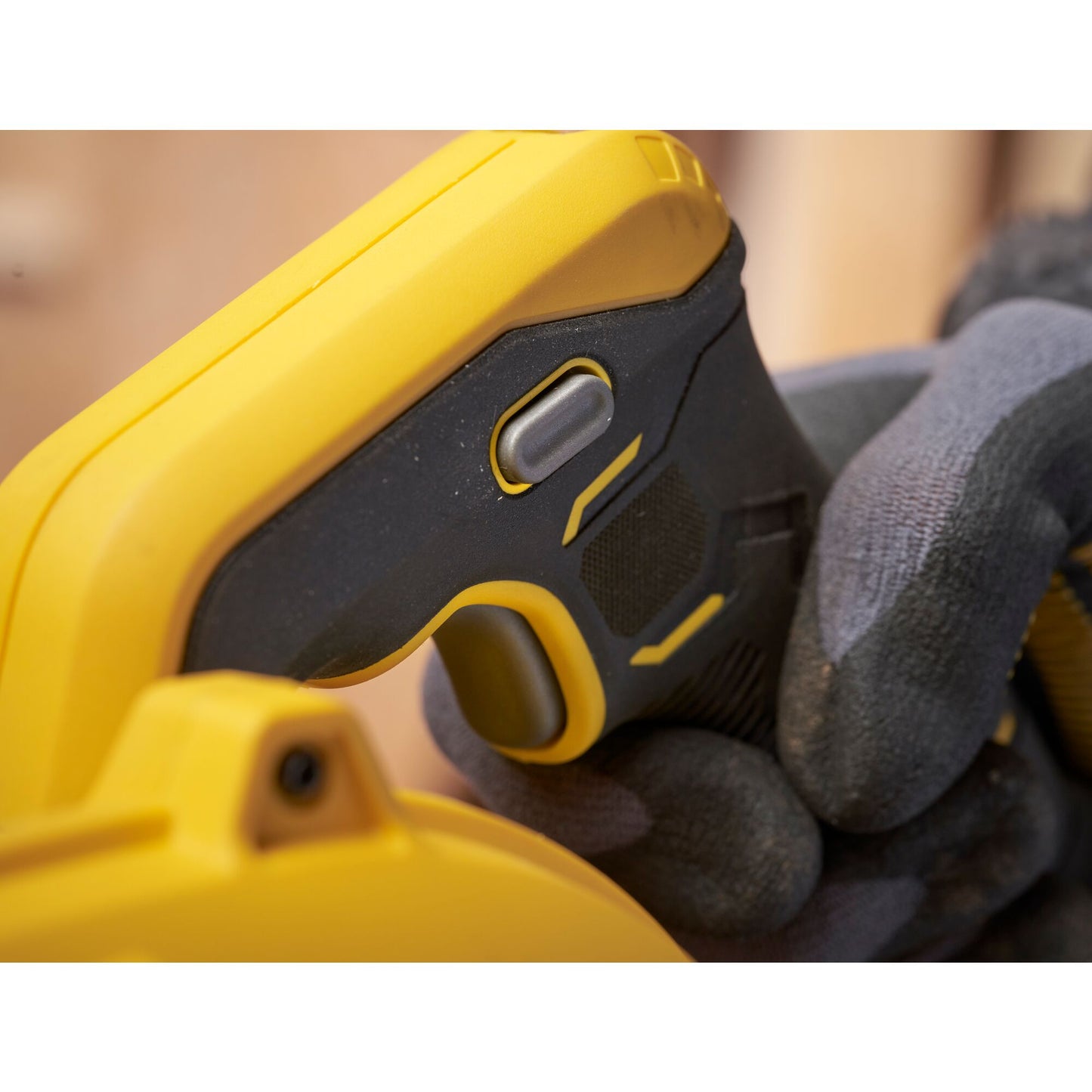 STANLEY FATMAX SFMCBL01B-XJ Soplador compacto V20, sin baterías ni cargador