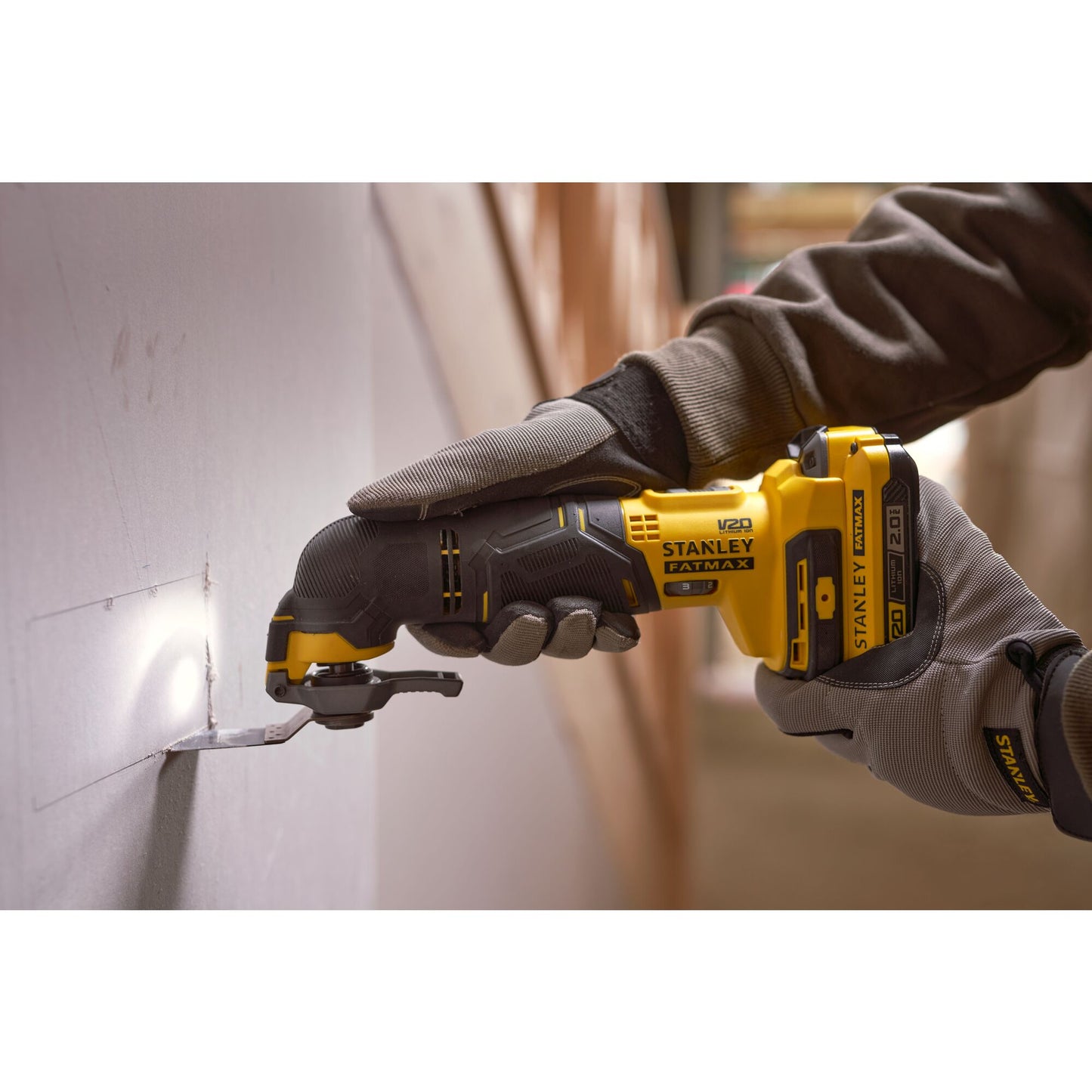 STANLEY FATMAX SFMCE500D2K-QW Utensile multifunzione V20, 2 batterie 18V 2.0Ah