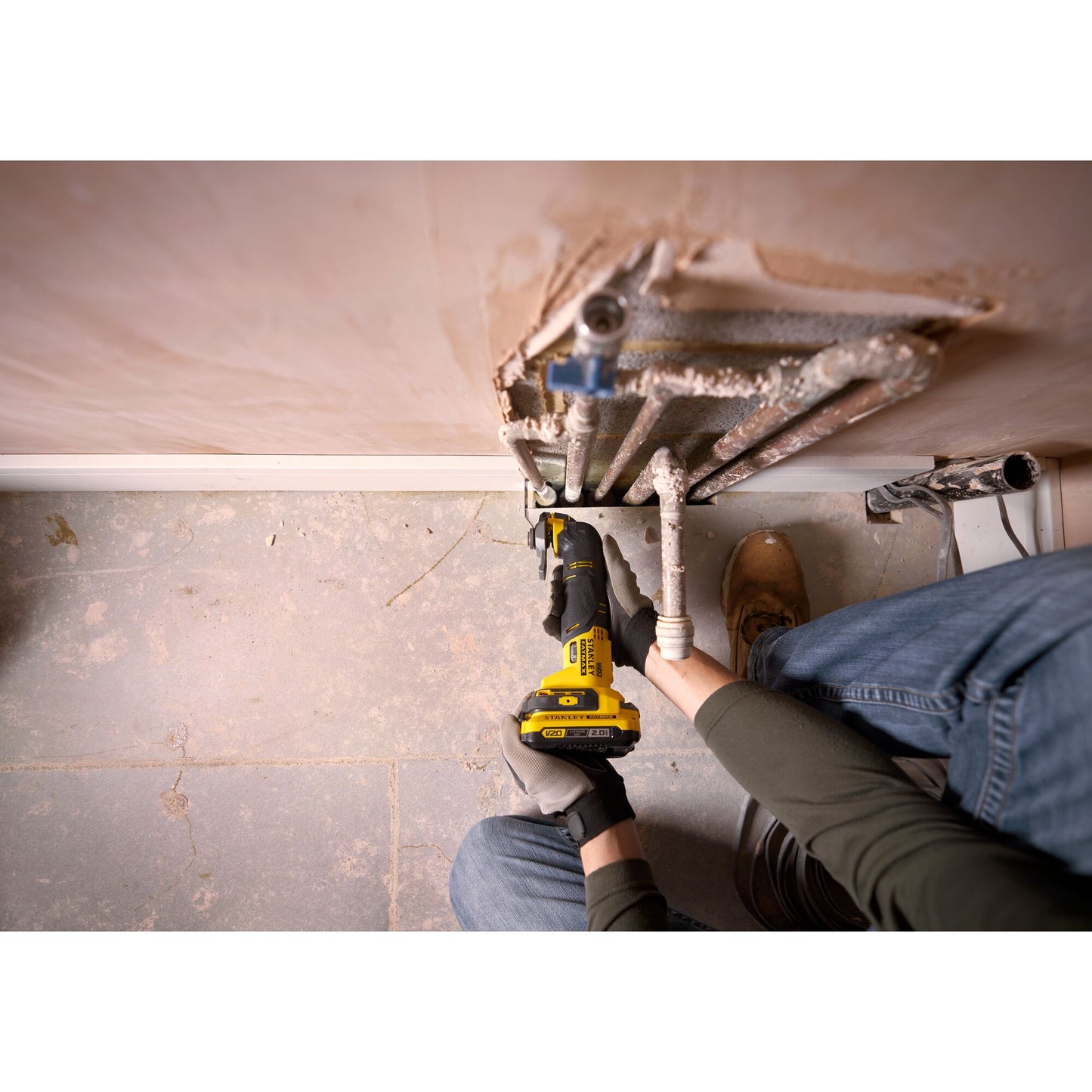 STANLEY FATMAX SFMCE510D2K-QW V20 Brushless Oscillating Multi-Tool with 2 x 2.0Ah Lithium Ion Battery and Kit Box