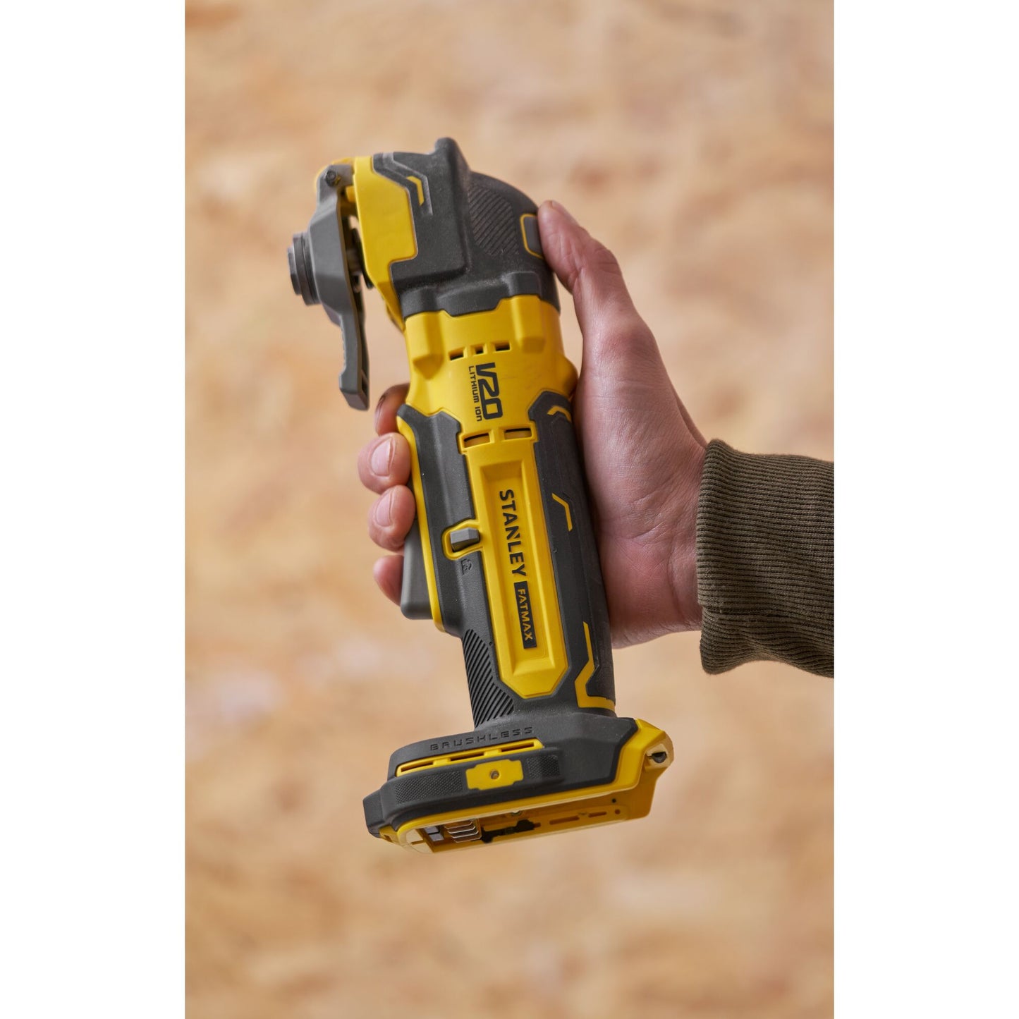 STANLEY FATMAX SFMCE510B-XJ Utensile multifunzione brushless V20, senza batteria e caricabatteria