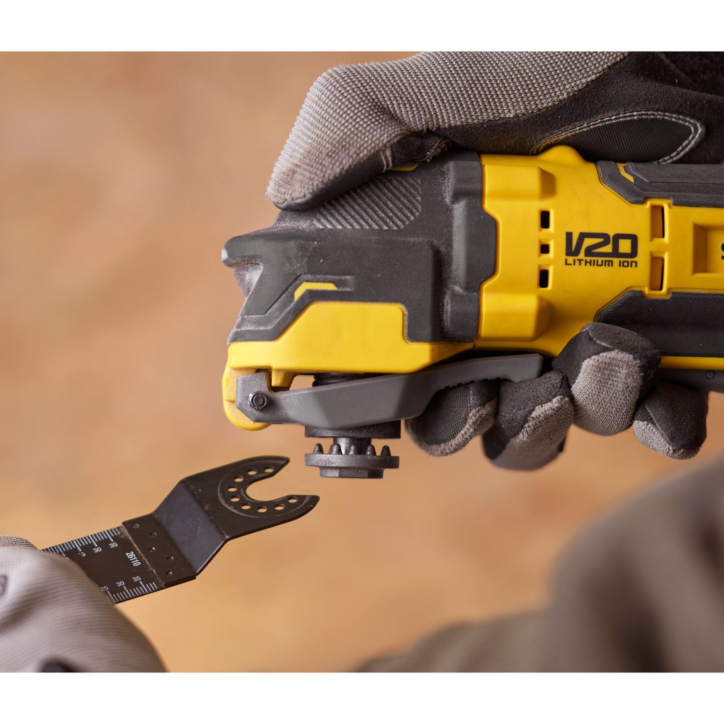 STANLEY FATMAX SFMCE510B-XJ Utensile multifunzione brushless V20, senza batteria e caricabatteria