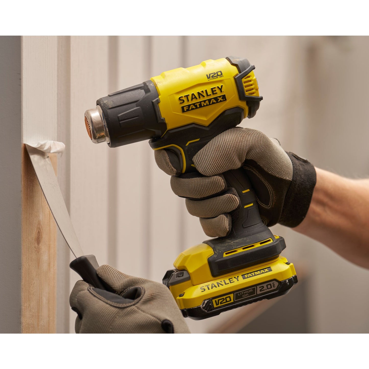 STANLEY FATMAX SFMCE530B-XJ Pistola termica V20, senza batterie e caricabatteria