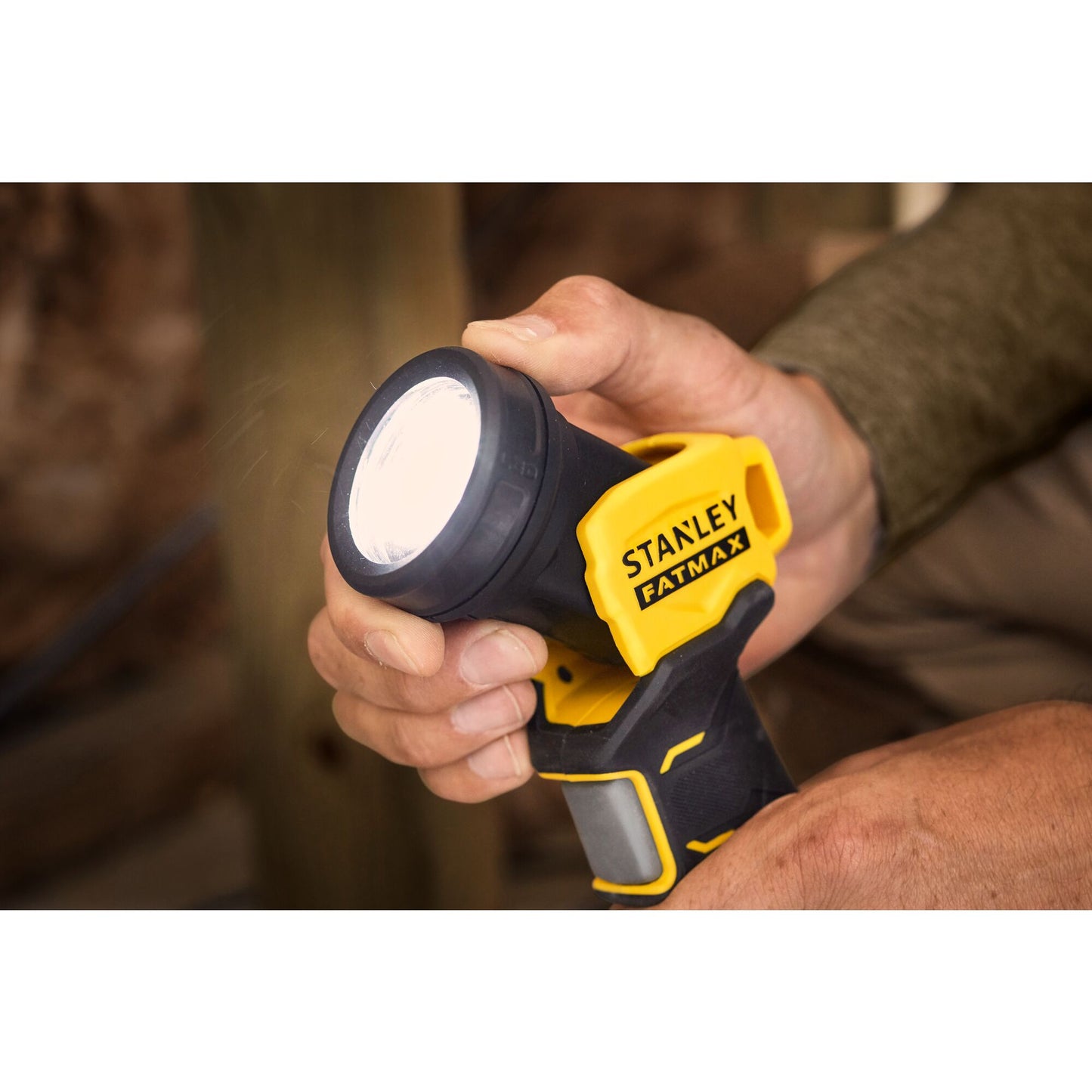 STANLEY FATMAX SFMCL020B-XJ Torcia LED V20, senza batterie e caricabatteria