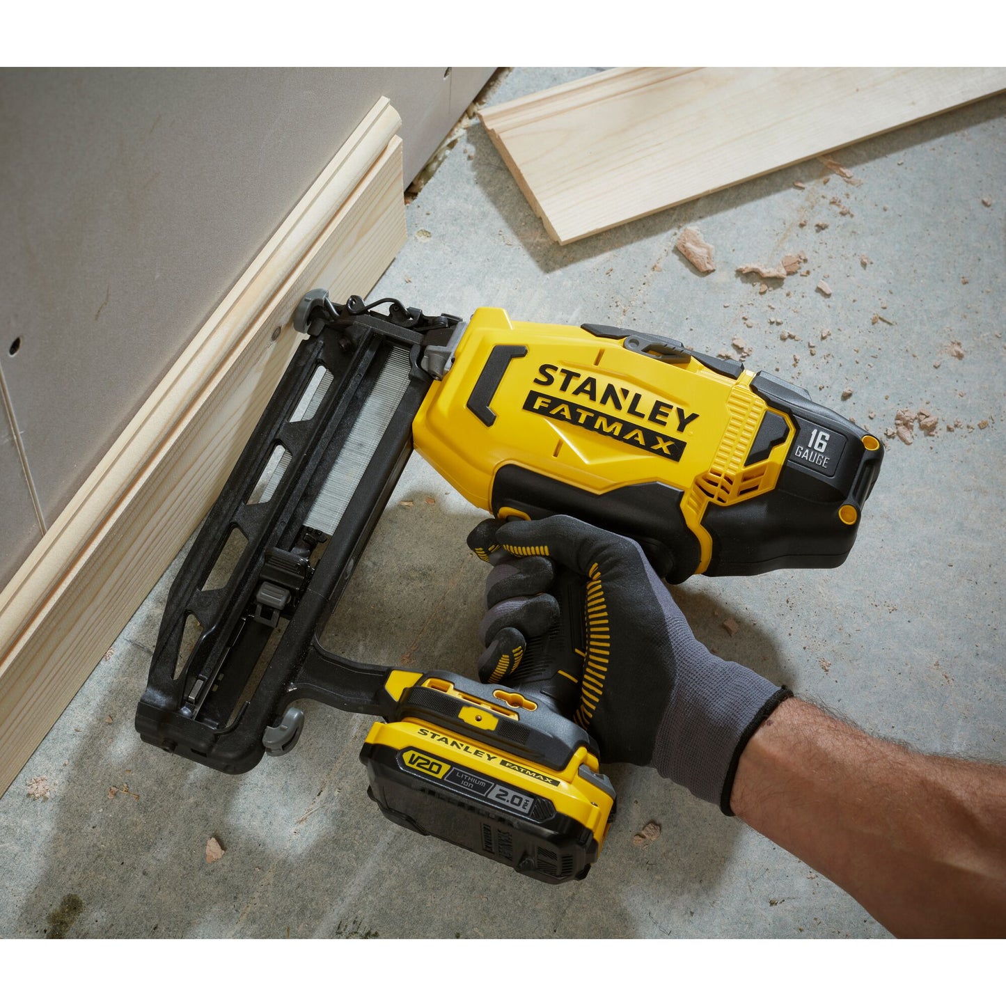 STANLEY FATMAX SFMCN616D2K-QW V20 Cordless 16-Gauge Finishing Nailer with 2 x 2.0Ah Lithium Ion Batteries and Kit Box