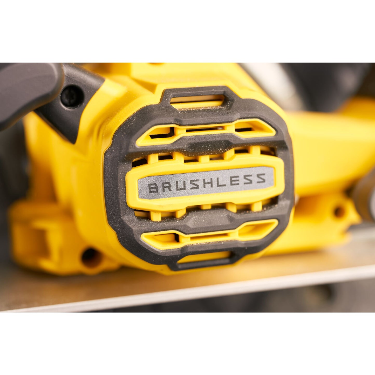 STANLEY FATMAX SFMCS550B-XJ Sega circolare brushless V20, senza batterie e caricabatteria