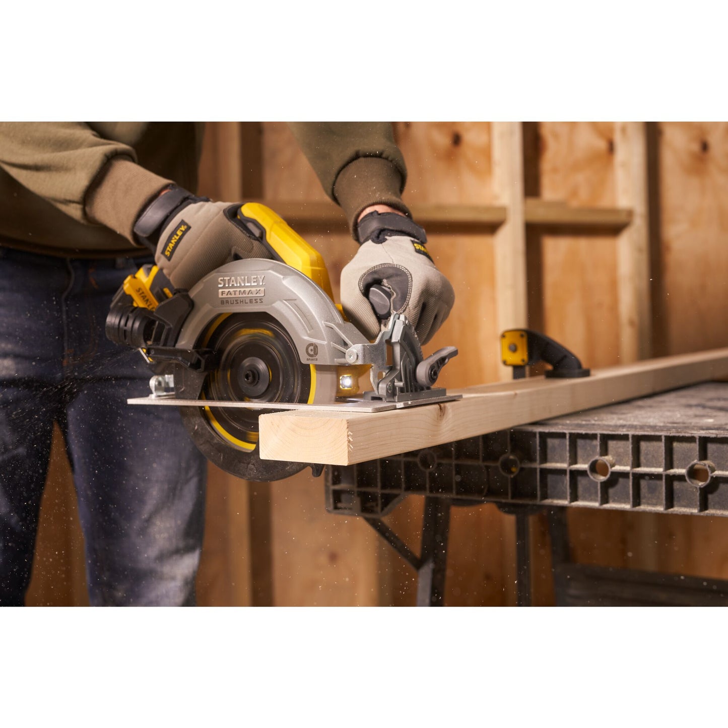 STANLEY FATMAX SFMCS550B-XJ Sega circolare brushless V20, senza batterie e caricabatteria