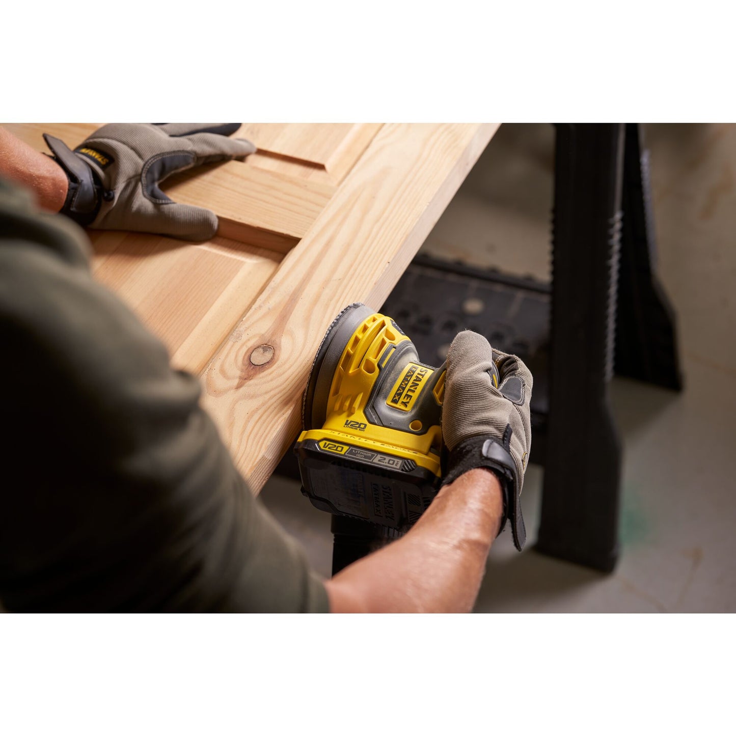 STANLEY FATMAX SFMCW220D1S-QW V20 Cordless Random Orbit Sander with 1 x 2.0Ah Lithium Ion Battery and Soft Bag