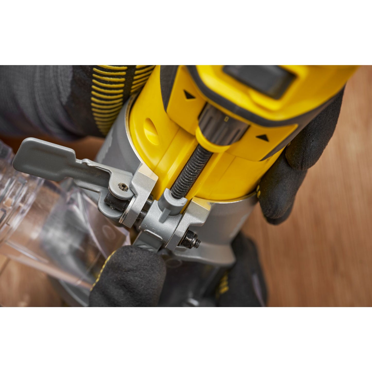 STANLEY FATMAX SFMCW400B-XJ Elettrofresatrice brushless V20, senza batterie e caricabatteria