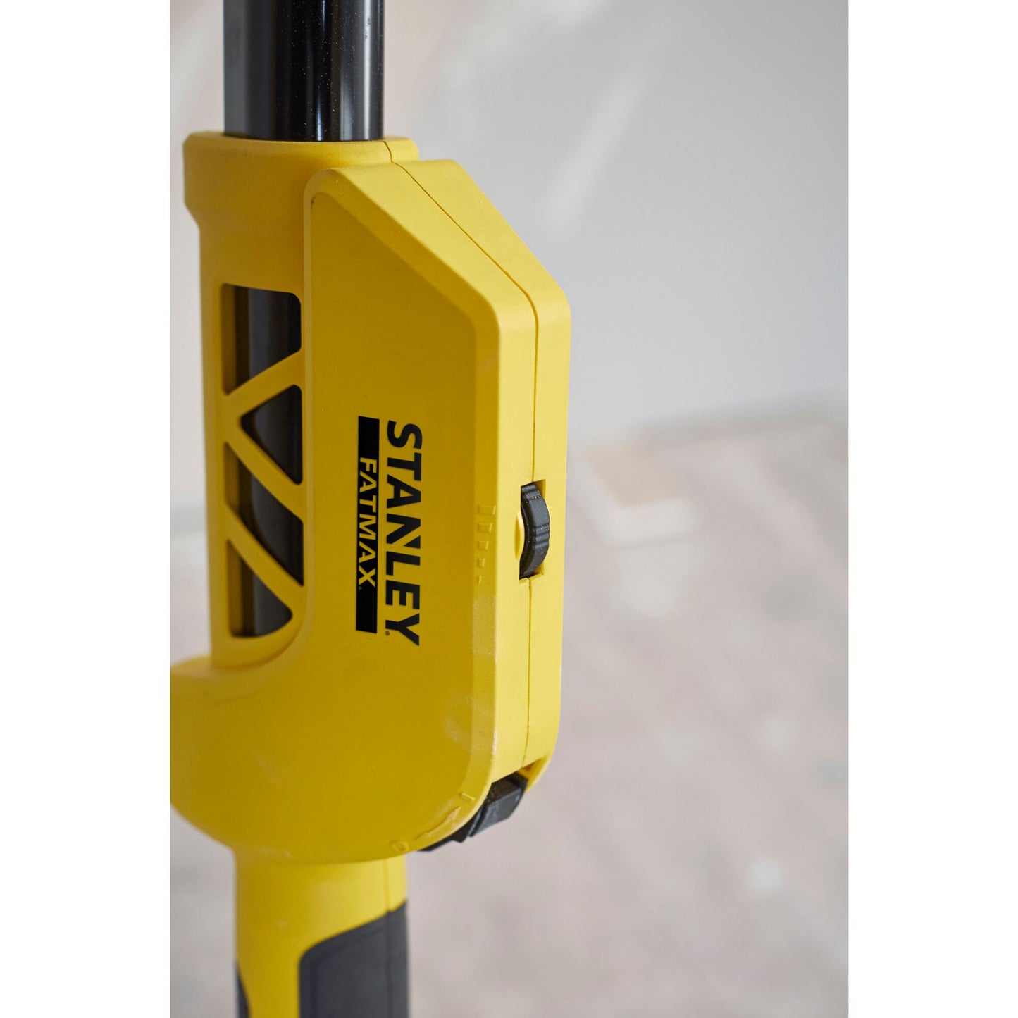 STANLEY FATMAX SFMEE500S-QS 750W Corded Dry Wall Sander