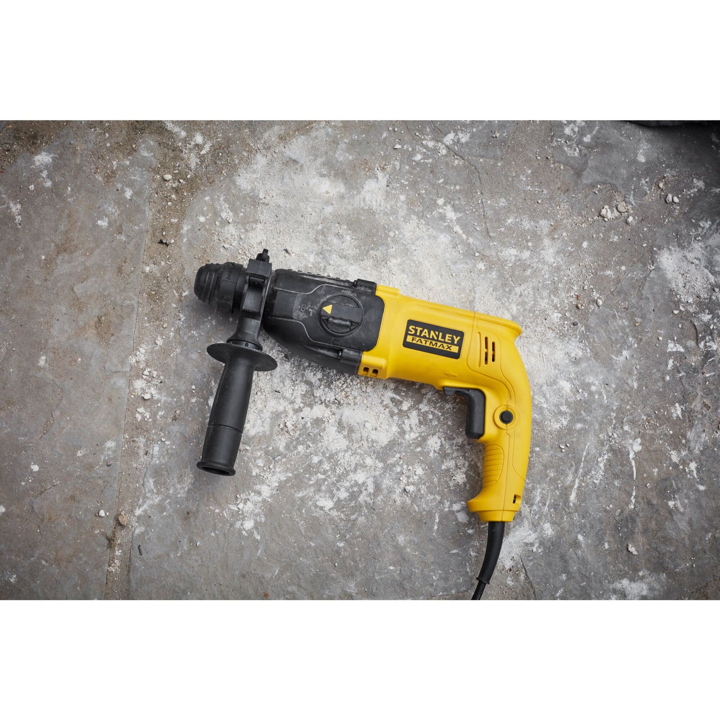 STANLEY FATMAX SFMEH200K-QS 750W SDS Plus Bohrhammer, 2,2J