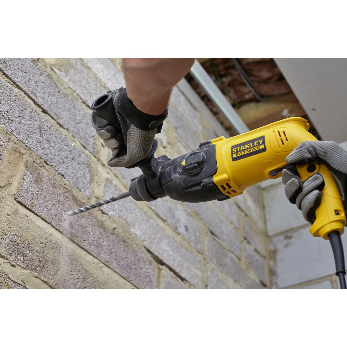 STANLEY FATMAX SFMEH200K-QS 750W SDS Plus Bohrhammer, 2,2J