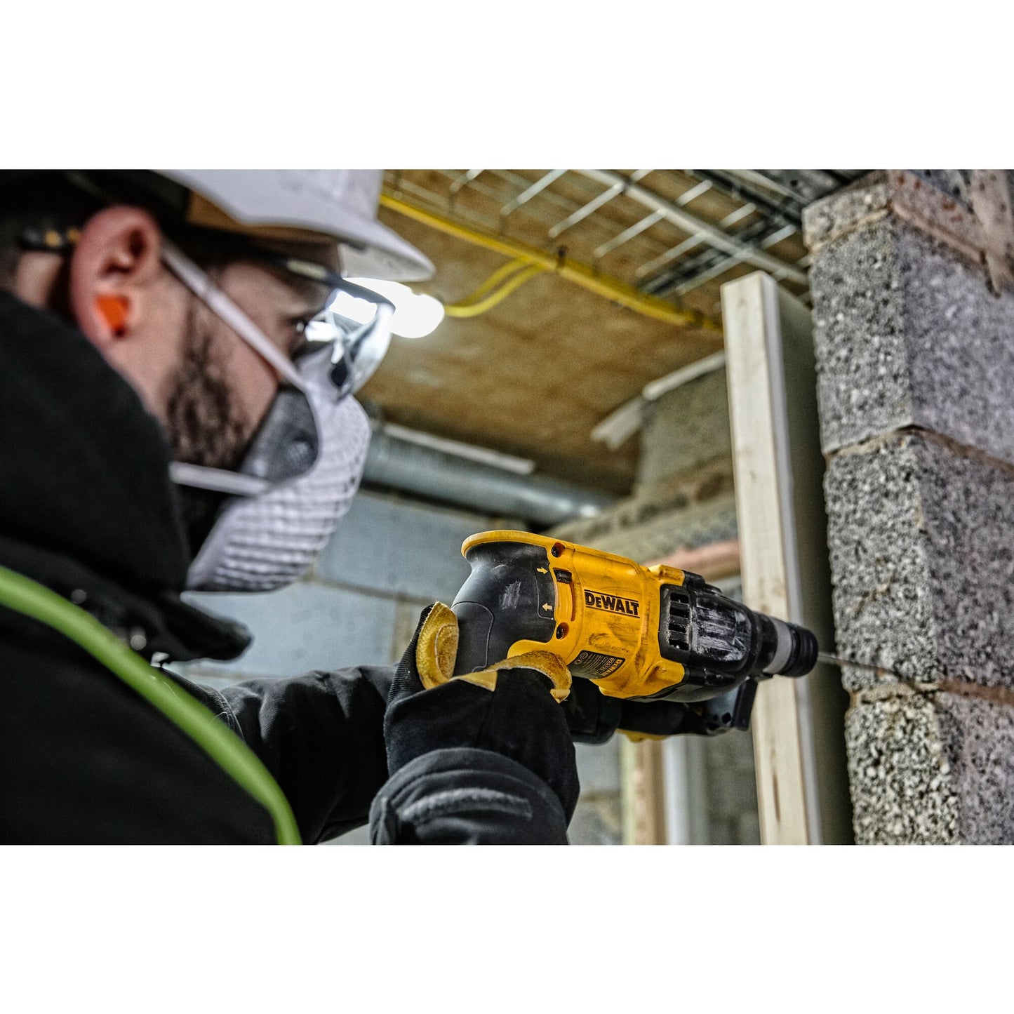 DEWALT D25133K-QS 800W 26mm SDS-Plus Hammer Drill