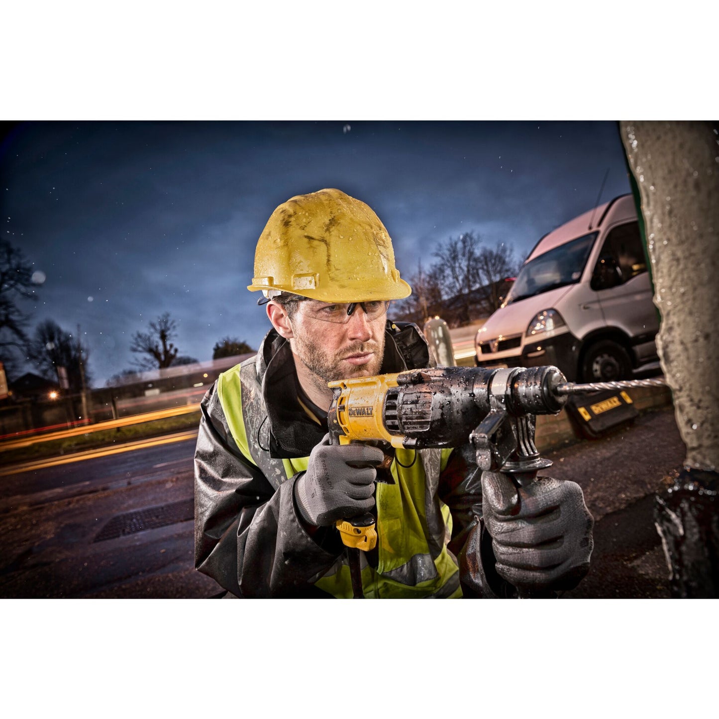 DEWALT D25133K-QS 800W 26mm SDS-Plus Hammer Drill