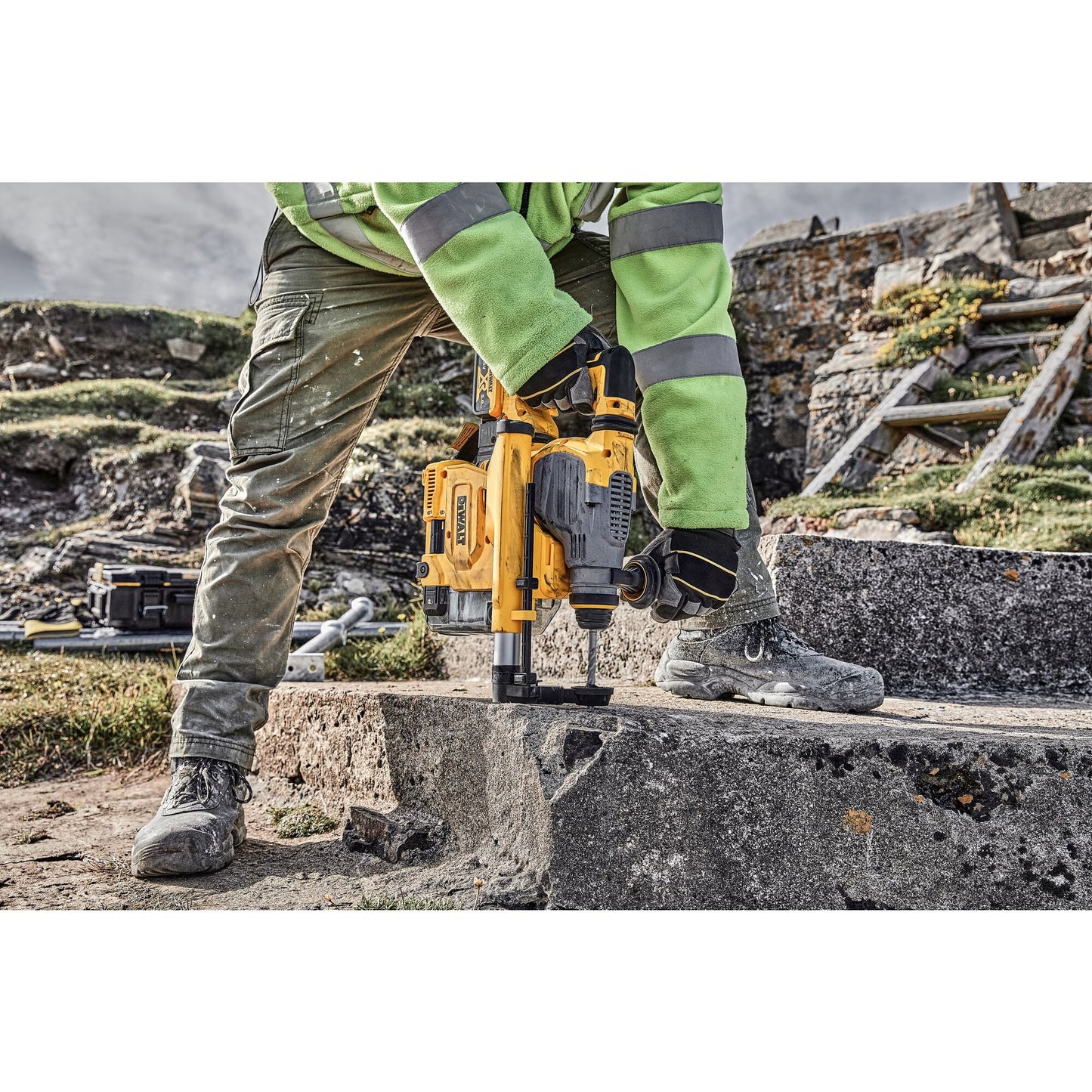 DEWALT D25304DH-XJ Sistema estrazione polveri per tassellatore SDS-Plus a "L" e 54V