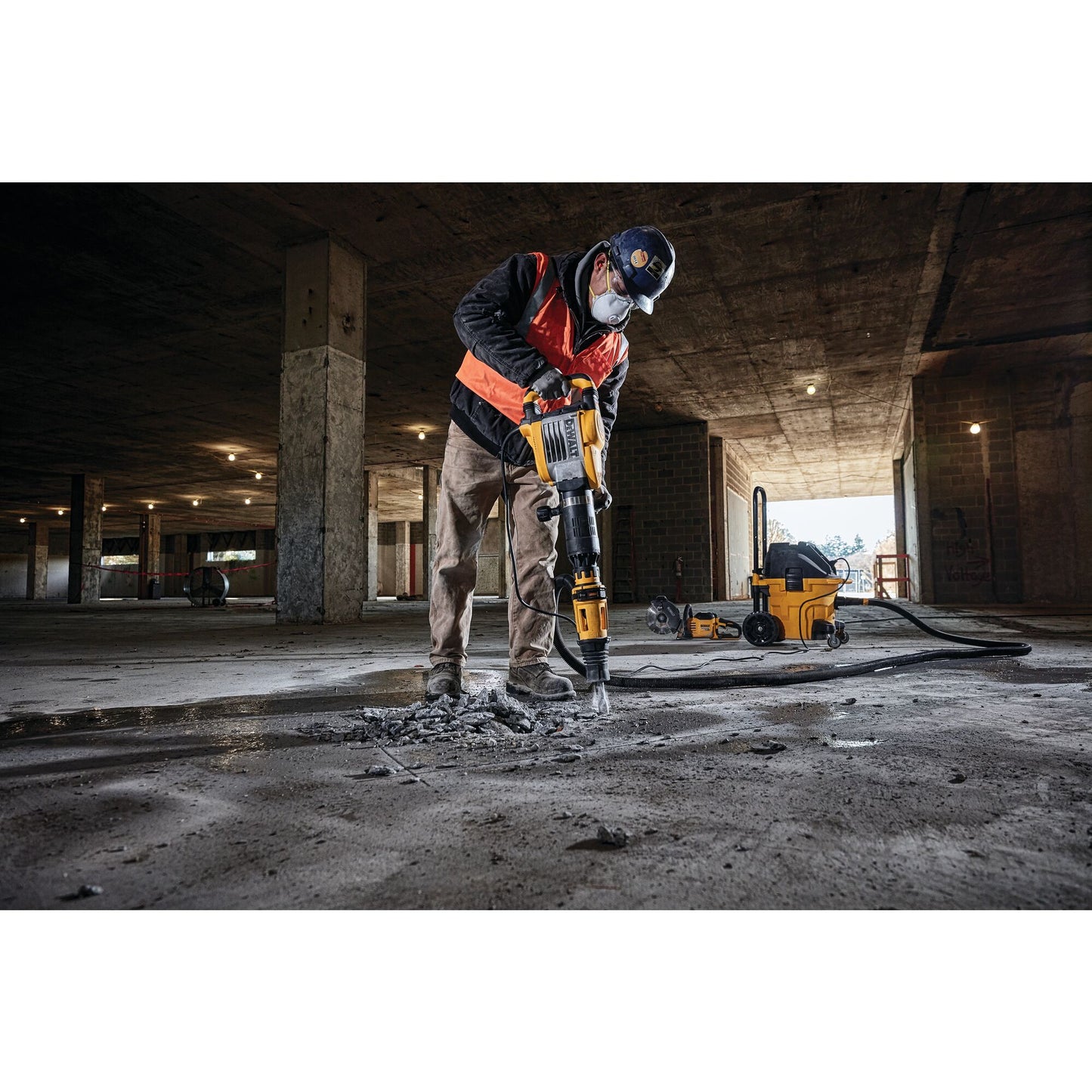 DEWALT D25951K-QS 1600W SDS-Max Demolition Hammer