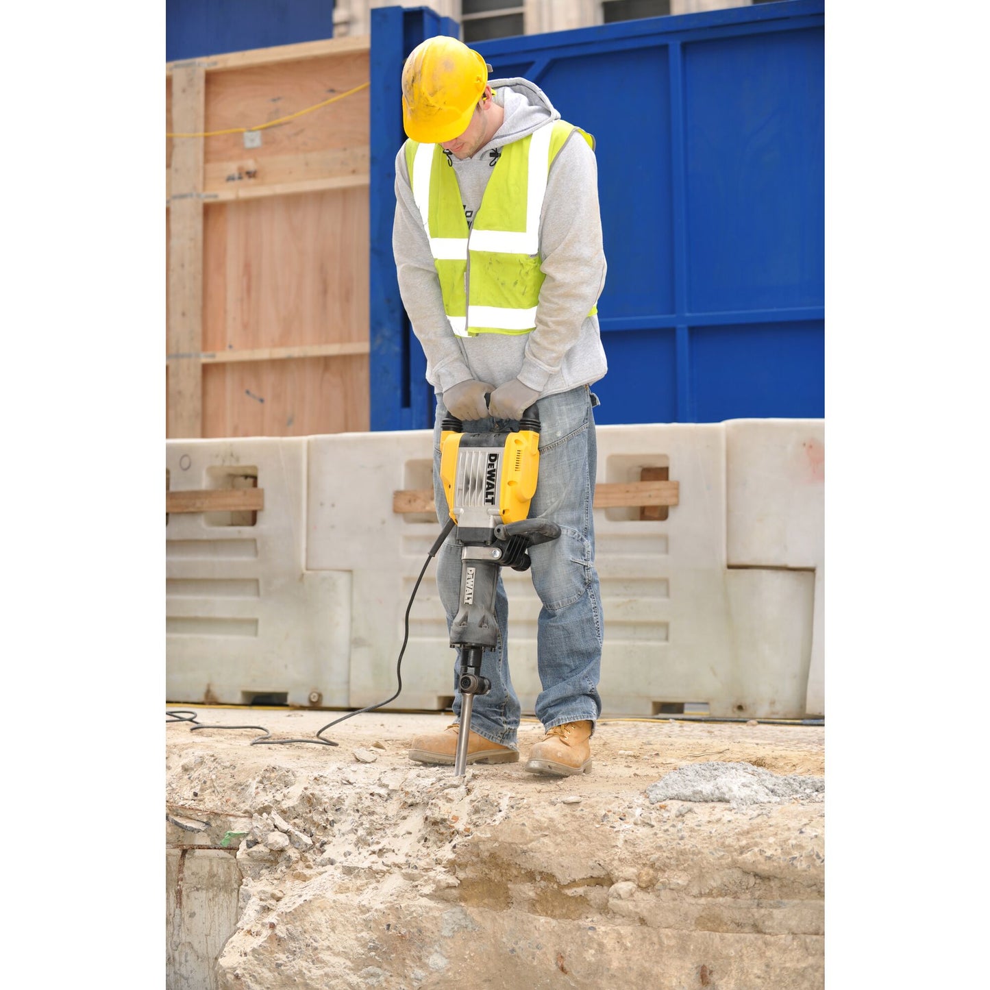 DEWALT D25961K-QS 1600W 30mm Hex Demolition Hammer