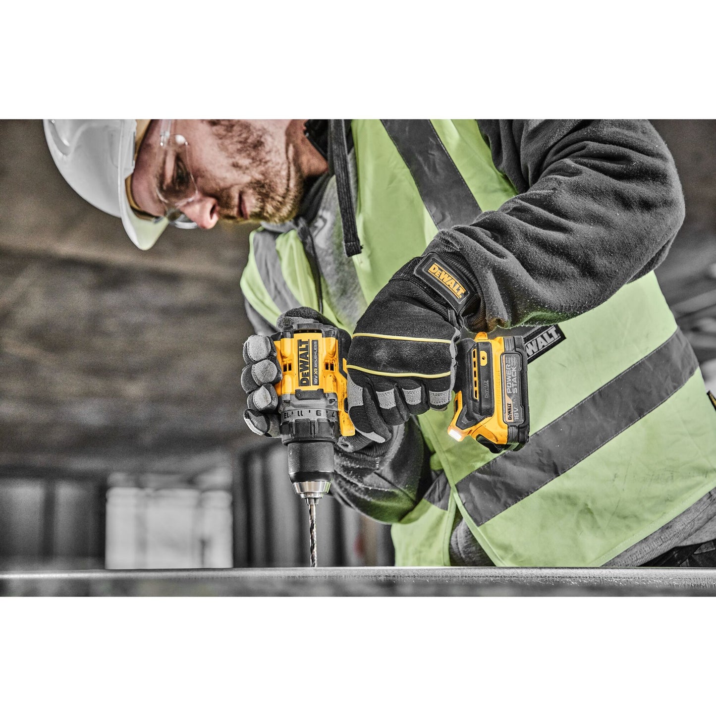 DEWALT DCD800E2T-QW Trapano avvitatore compatto 2 batterie 18V Powerstack Brushless