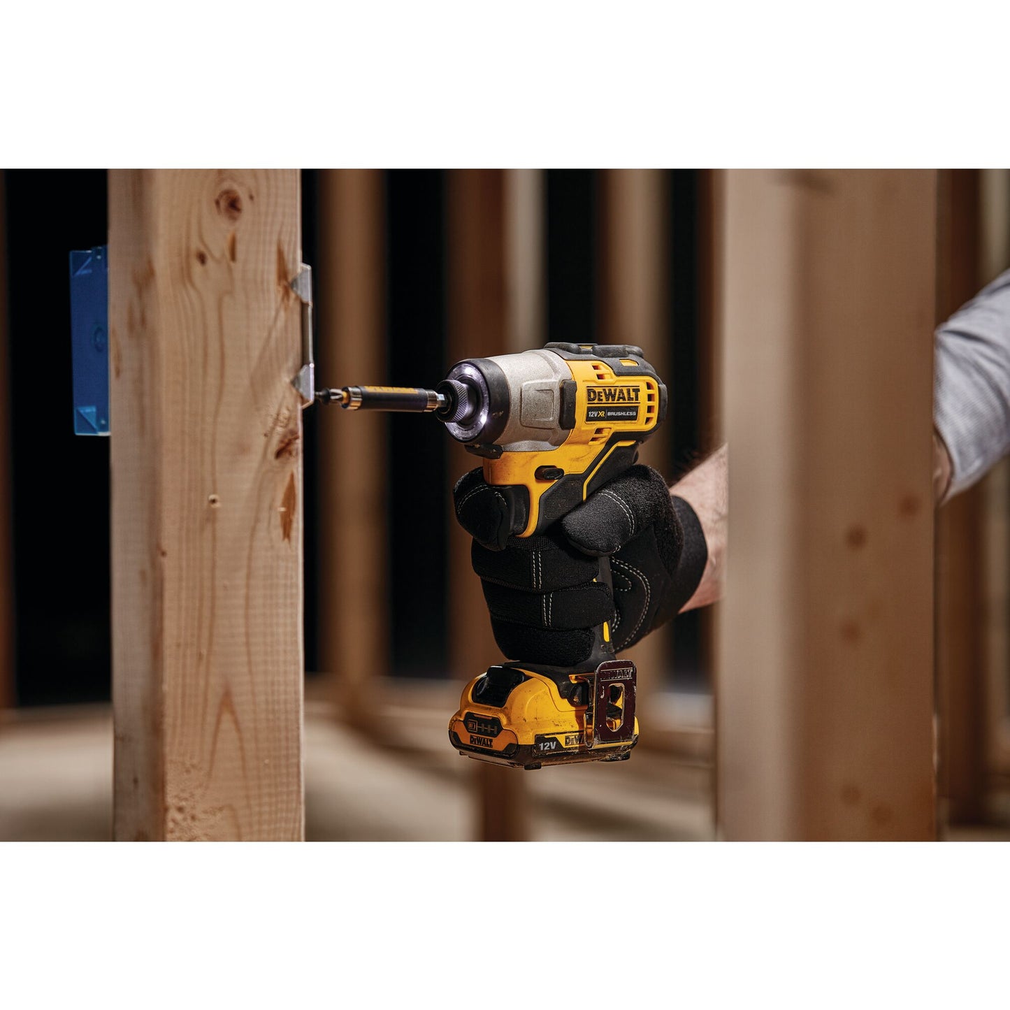 DEWALT DCF801D2-QW 12V XR Brushless Sub-Compact Impact Driver with 2 X 2Ah Lithium Ion Batteries