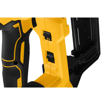 DEWALT DCFS950P2-QW Graffettatrice per cambrette per recinzioni con 2 batterie XR 18V 5.0Ah