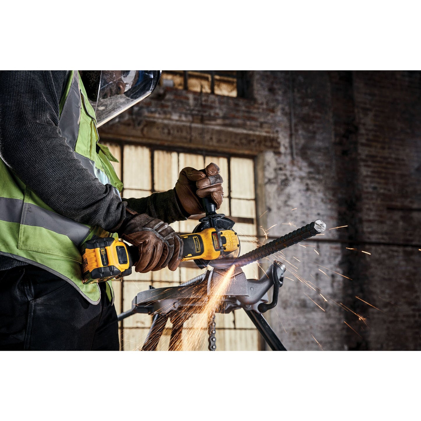 DEWALT DCG409NT-XJ Smerigliatrice angolare 125mm 18V Flexvolt, senza batteria e caricabatteria