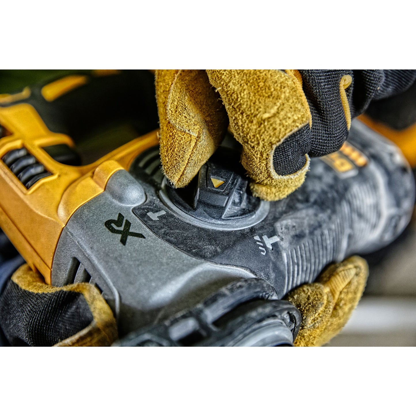 DEWALT DCH274P2T-QW Tassellatore SDS-Plus XR 2 batterie 18V 5.0Ah