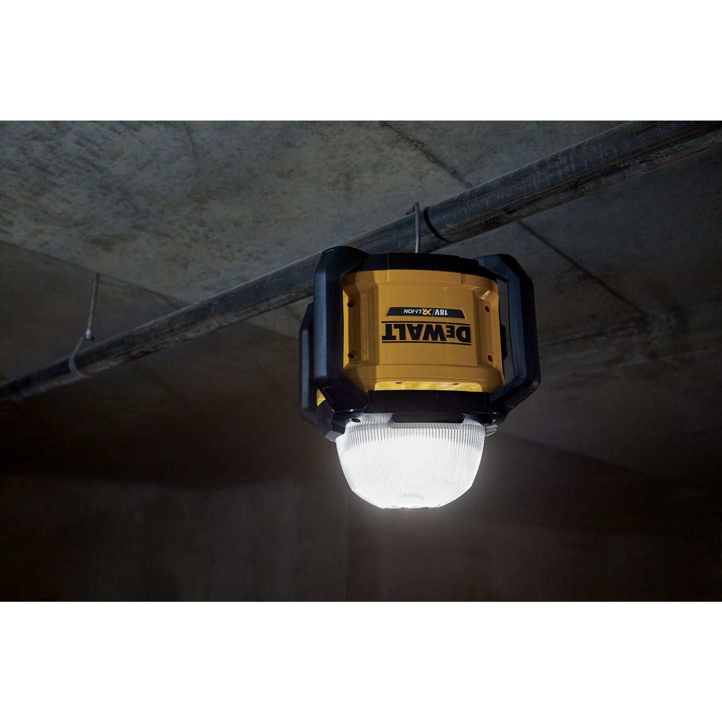 DEWALT DCL074-XJ Éclairage de chantier LED 18V avec faisceau à 360°, sans batterie ni chargeur